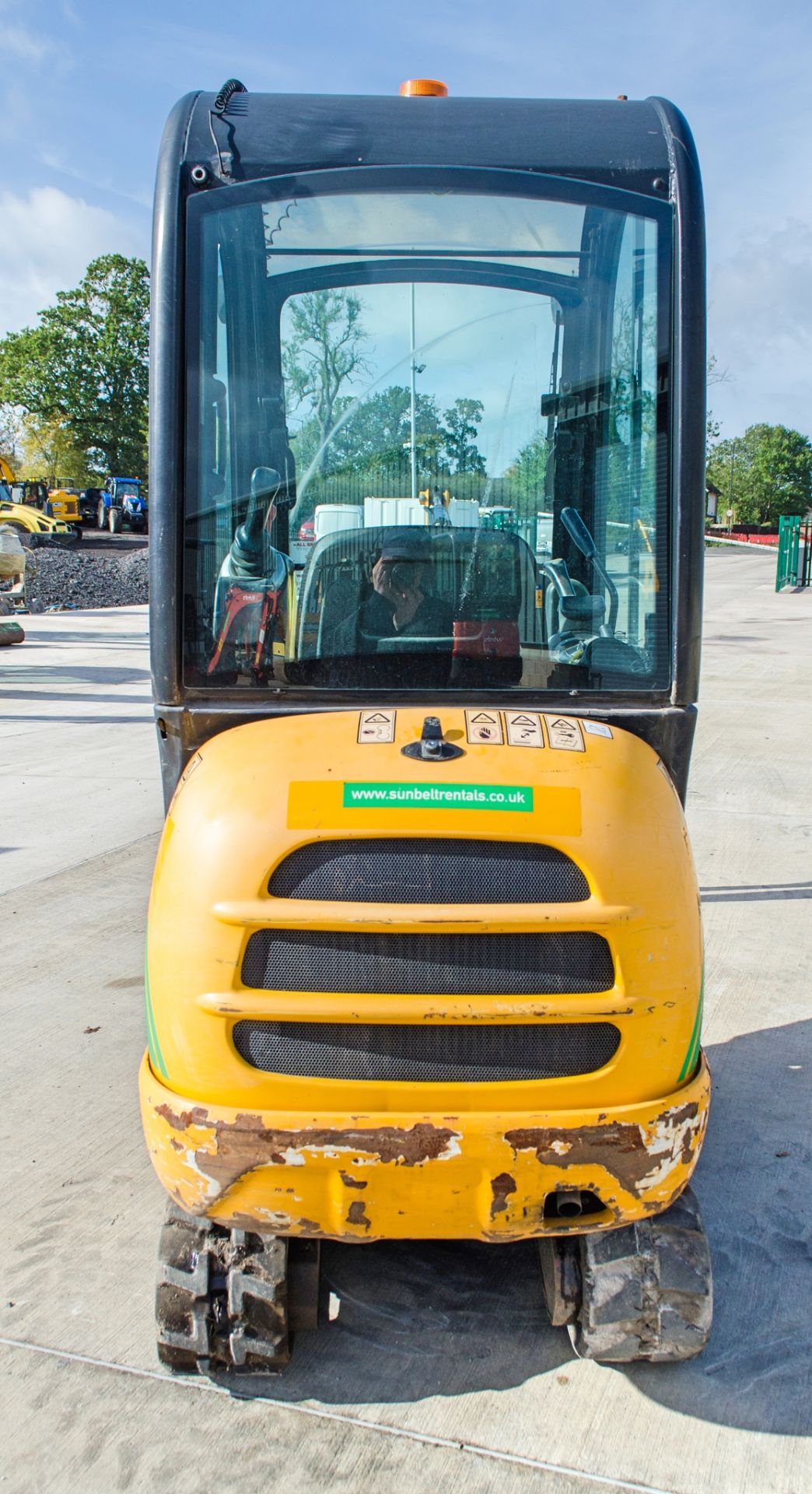 JCB 8018 1,5 tonne rubber tracked mini excavator Year: 2016 S/N: 2497642 Recorded Hours: 1718 blade, - Image 6 of 24