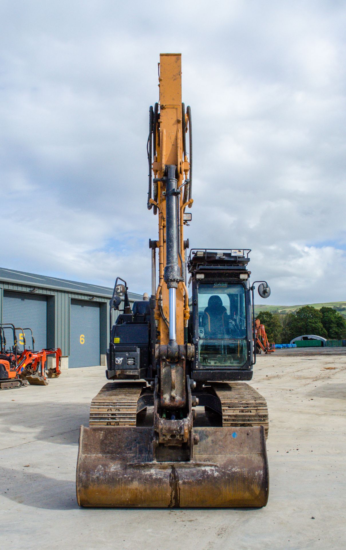 Case CX130D 13 tonne steel tracked excavator Year: 2018 S/N: A13306 Recorded Hours: 5779 piped, - Image 5 of 22