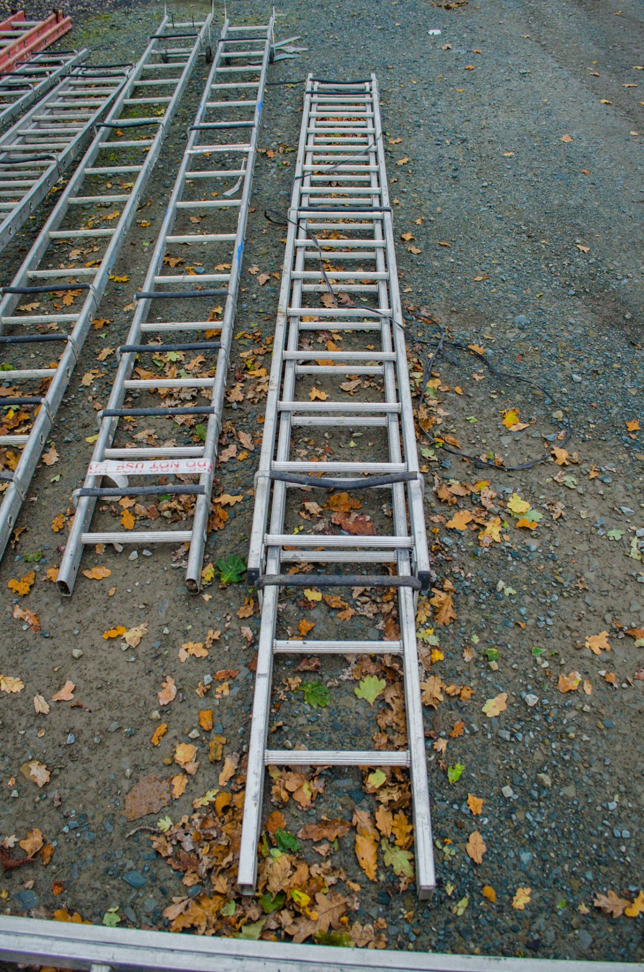 2 stage aluminium ladder 33711169
