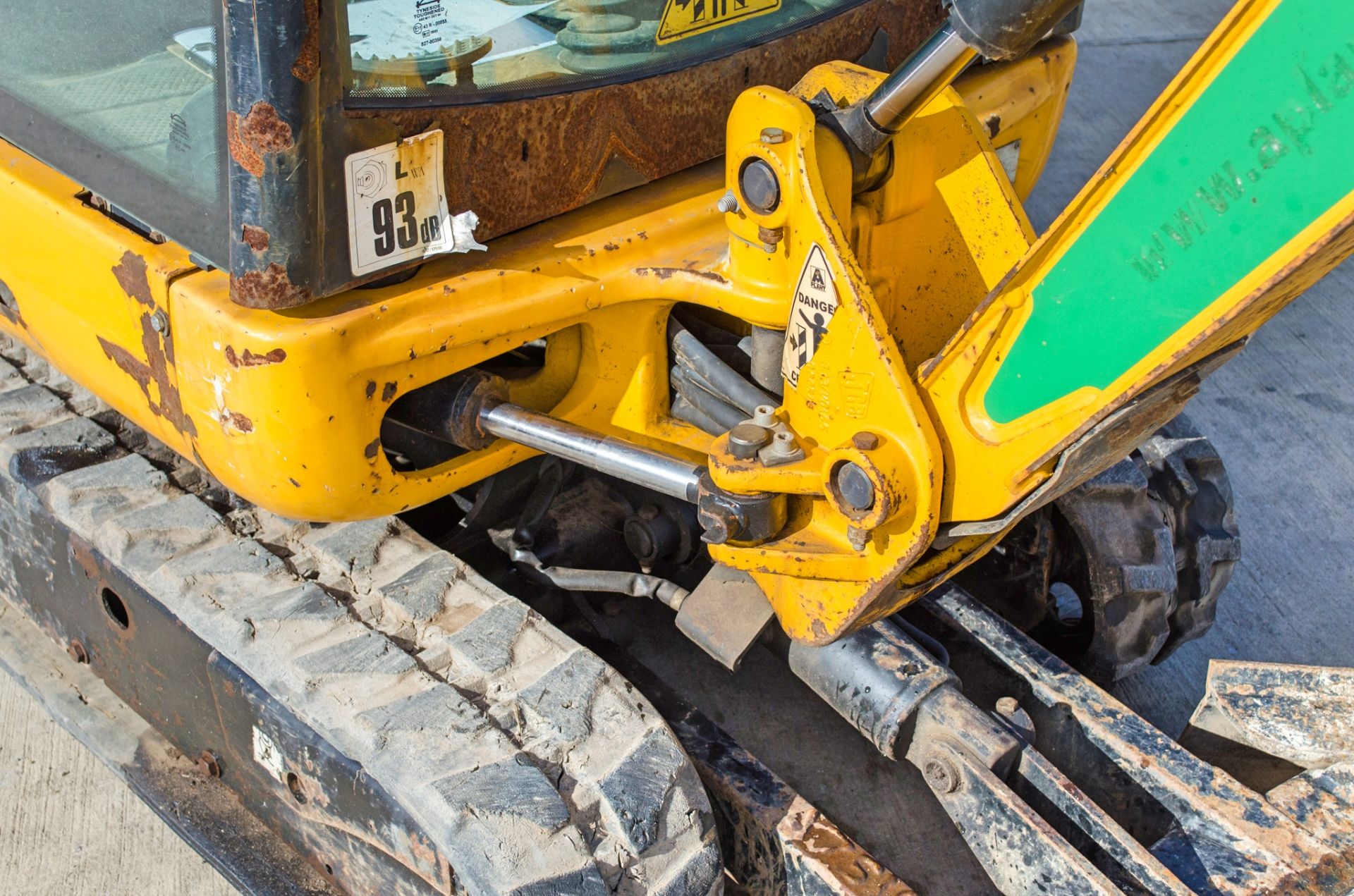 JCB 8018 1,5 tonne rubber tracked mini excavator Year: 2016 S/N: 2497642 Recorded Hours: 1718 blade, - Image 15 of 24