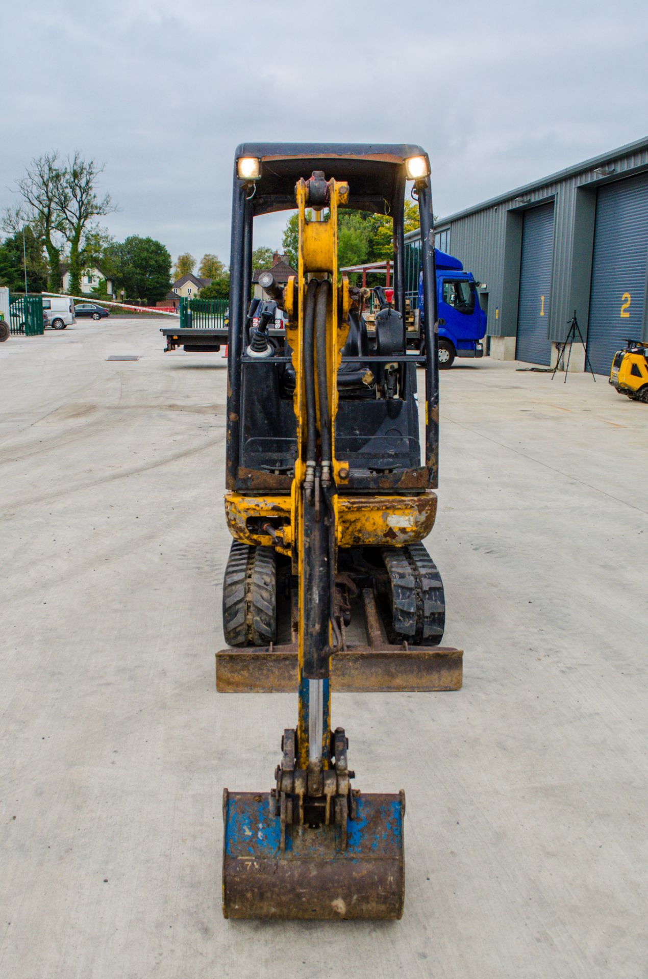 JCB 8014 1.4 tonne rubber tracked mini excavator Year: 2013 S/N: Recorded Hours: 2479 piped, blade & - Image 5 of 22
