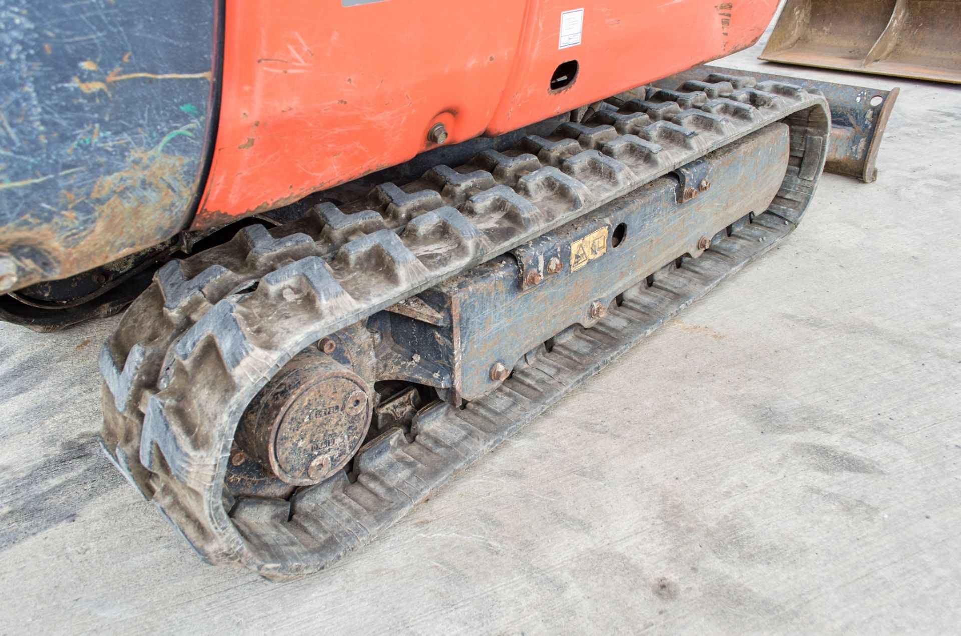 Kubota KX015-4 1.5 tonne rubber tracked mini excavator Year: 2014 S/N: 57850 Recorded Hours: 2054 - Image 9 of 22