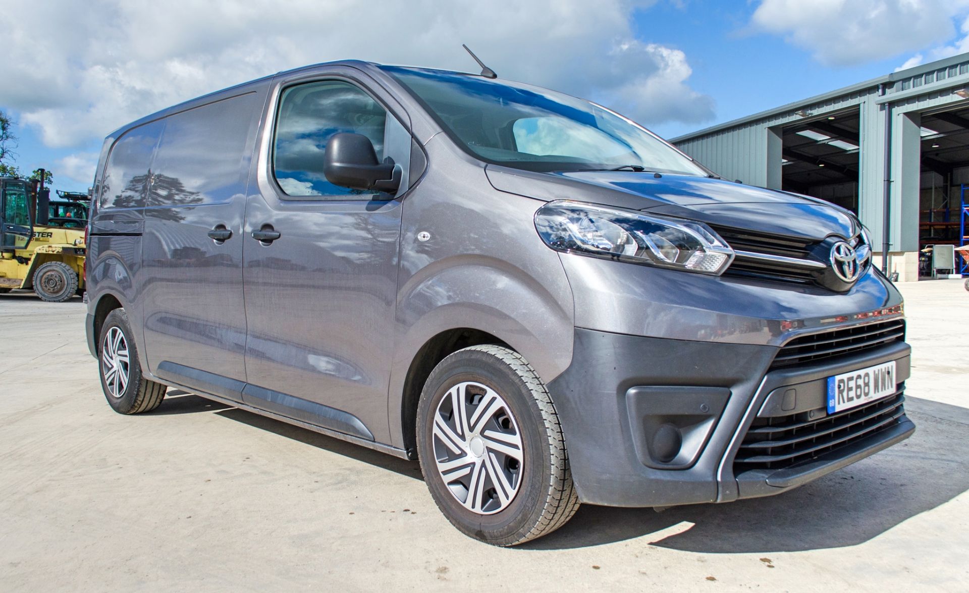 Toyota Proace Icon 1560cc diesel panel van Registration Number:RE68 WWN Date of Registration: 04/ - Image 2 of 26