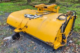 JCB hydraulic sweeper attachment to suit telescopic handler Year: 2017 S/N: 90502