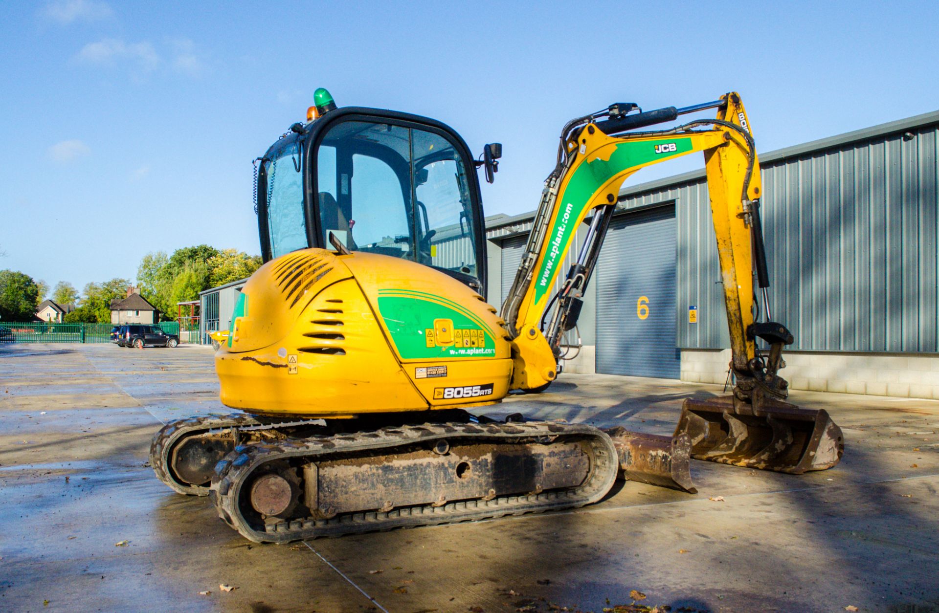JCB 8055 RTS 5.5 tonne rubber tracked midi excavator Year: 2014 S/N: 20060711 Recorded Hours: 3164 - Image 3 of 20