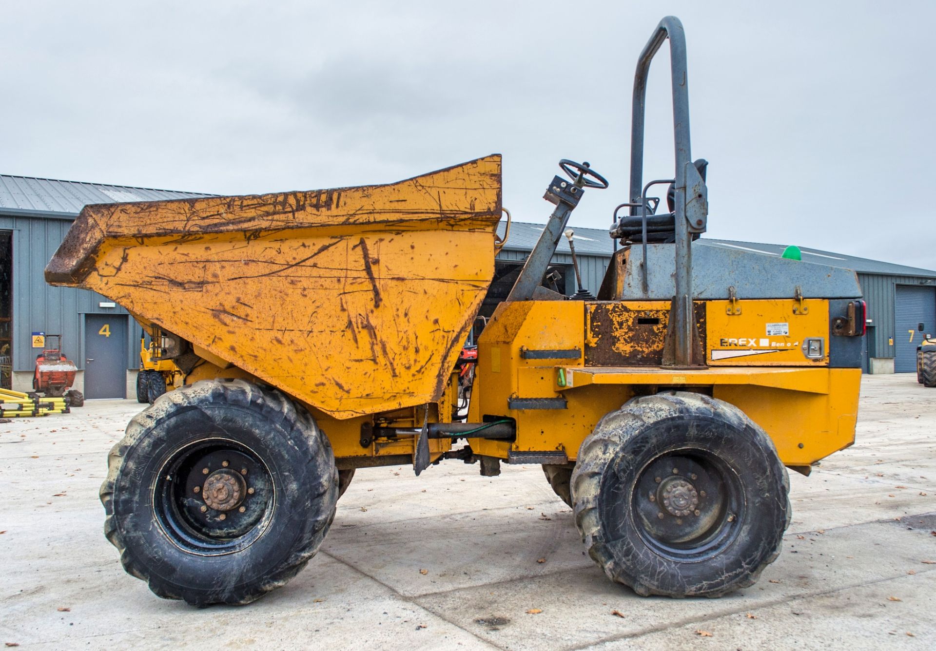 Terex 9 tonne straight skip dumper Year: 2003 S/N: E304HN066 Recorded Hours: Not displayed (Clock - Image 7 of 21