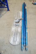 4ft concrete easy float c/w 3 poles A943253