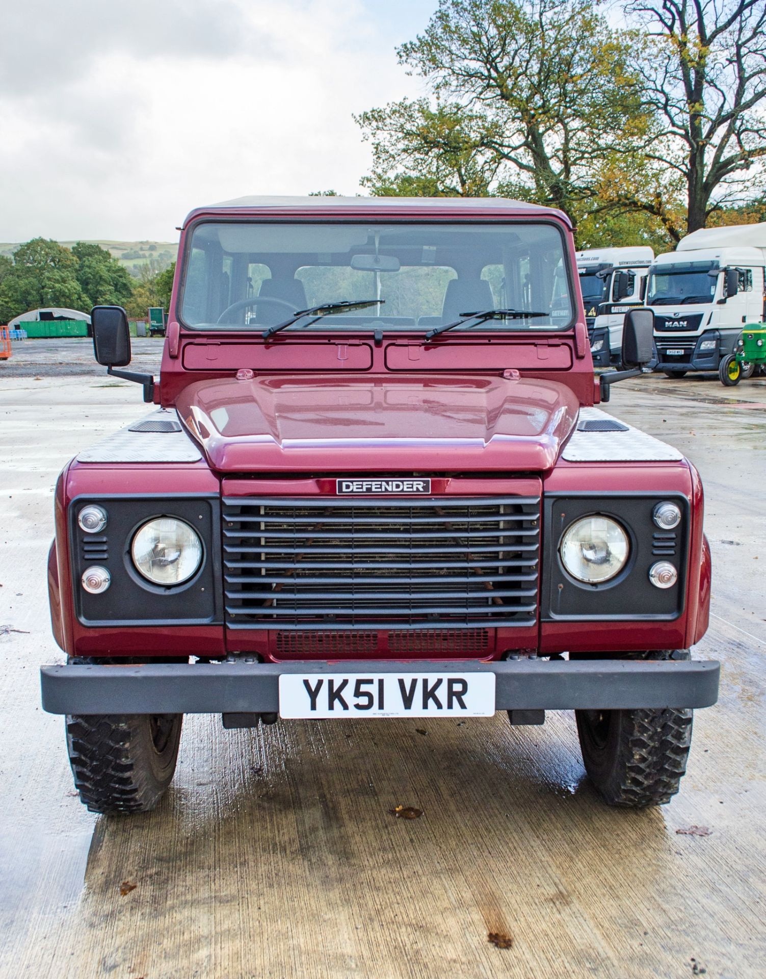 Land Rover Defender 110 County TD5 4x4 double cab pick up Registration Number: YK51 VKR Date of - Image 5 of 29