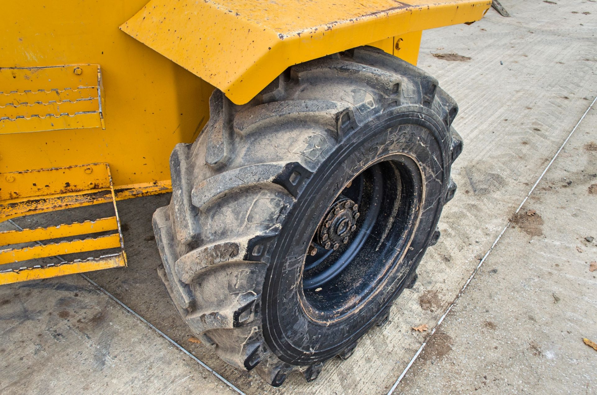 Thwaites 6 tonne straight skip dumper Year: 2004 S/N: 04A5139 Recorded Hours: 5316 - Image 13 of 20