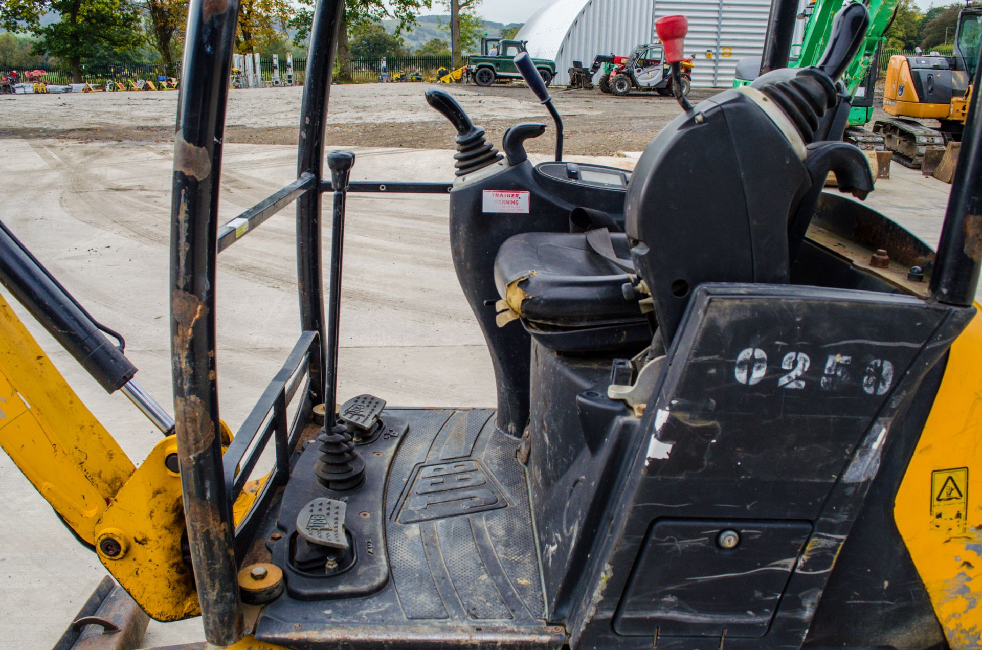 JCB 8014 1.4 tonne rubber tracked mini excavator Year: 2013 S/N: Recorded Hours: 2479 piped, blade & - Image 20 of 22