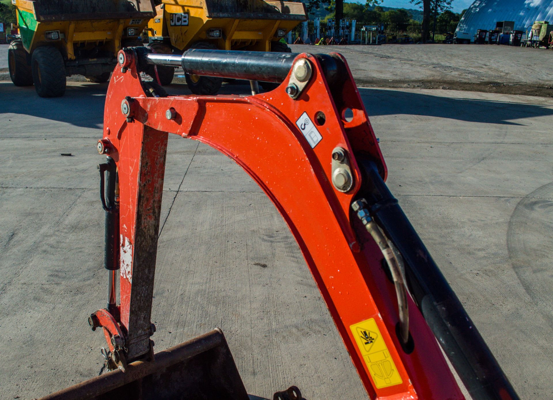 Kubota K008-3 0.8 tonne rubber tracked micro excavator Year: 2018 S/N: 30713 Recorded Hours: 1319 - Image 11 of 19