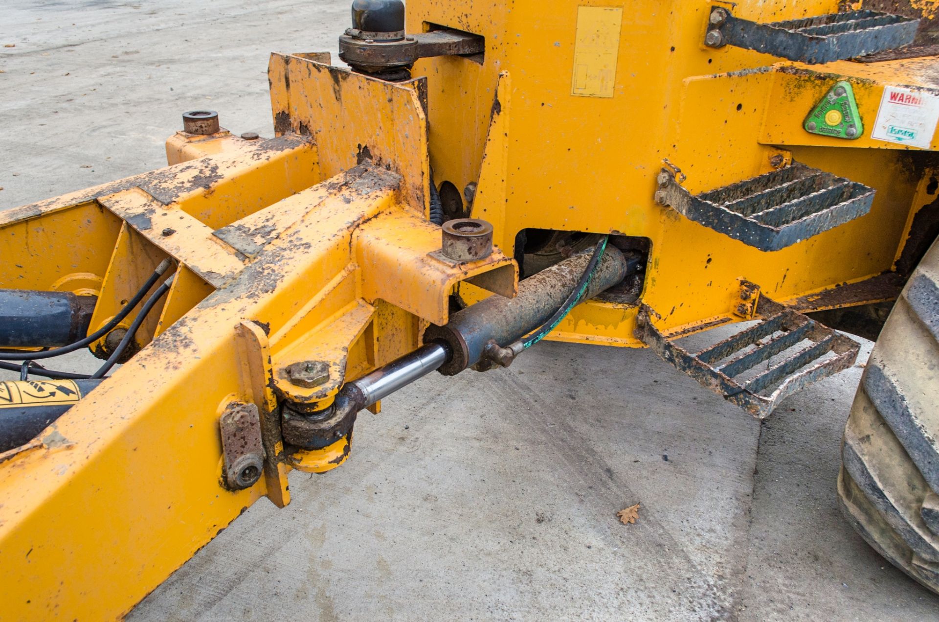 Terex 9 tonne straight skip dumper Year: 2003 S/N: E304HN066 Recorded Hours: Not displayed (Clock - Image 11 of 21