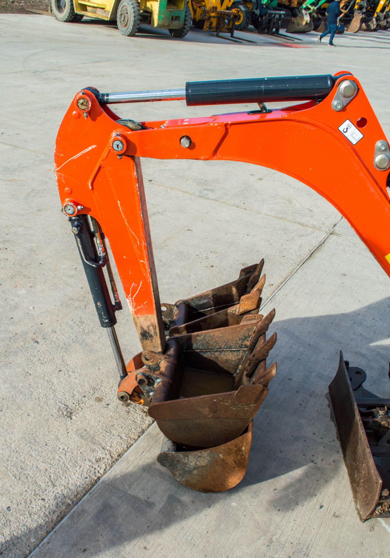 Kubota K008-3 0.8 tonne rubber tracked mini excavator Year: 2018 S/N: 31082 Recorded Hours: 801 - Image 12 of 20