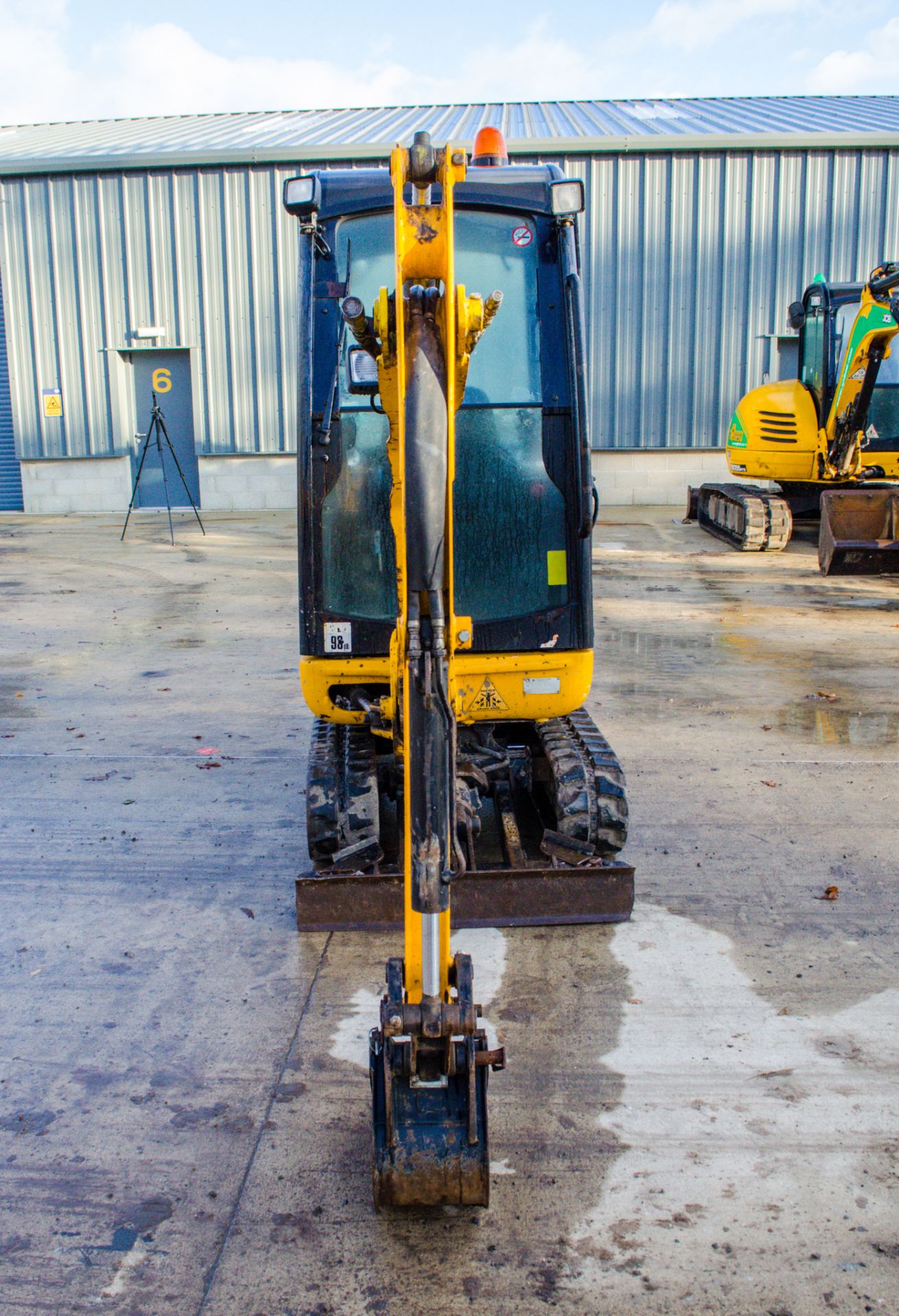 JCB 8018 CTS 1.8 tonne rubber tracked mini excavator  Year: 2016 S/N: 2497615 Recorded Hours: 1424 - Image 5 of 23
