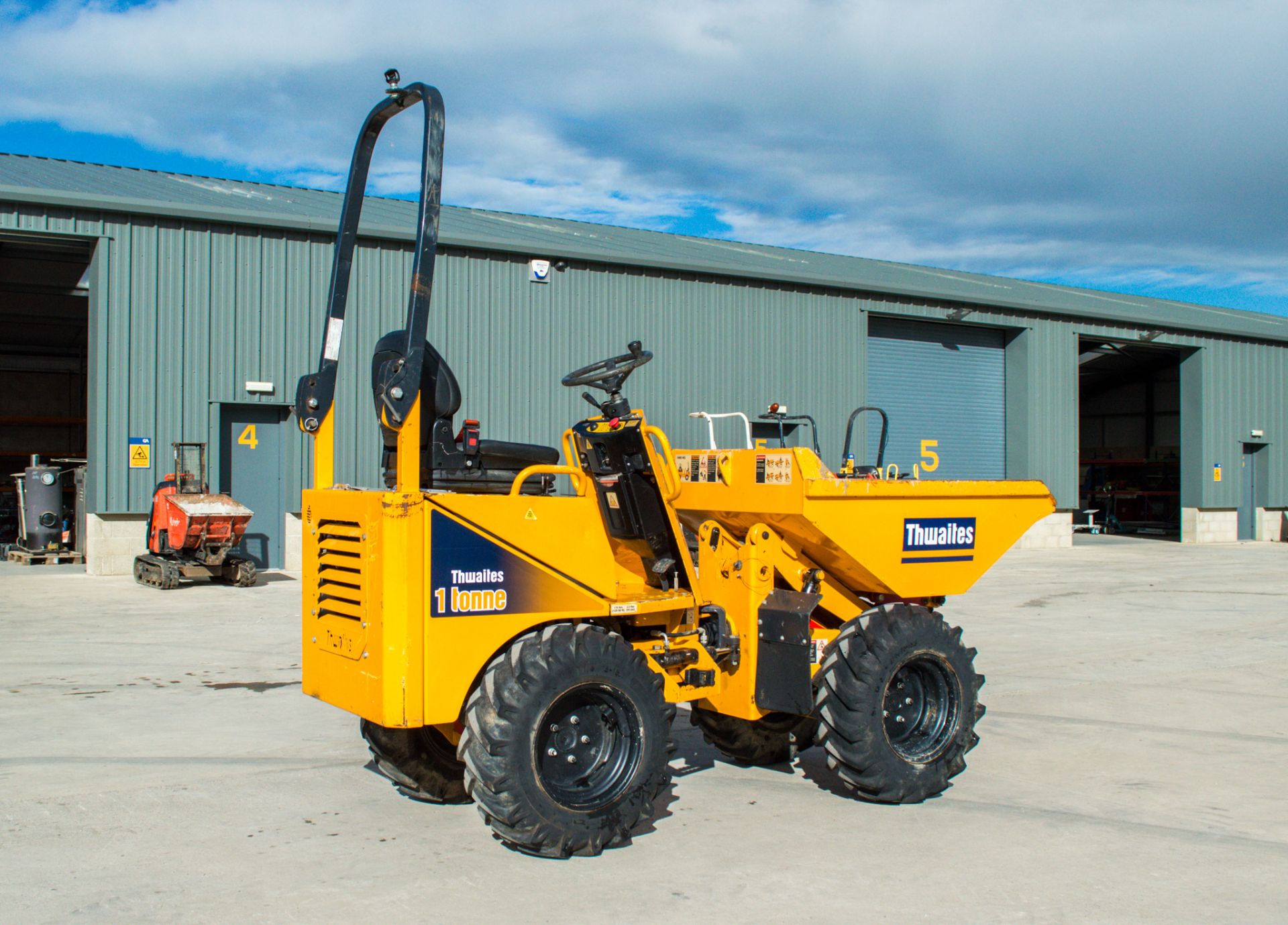 Thwaites 1 tonne hi-tip dumper Year: 2018 S/N: 7E4754 Recorded Hours: 584 XL1810006 - Image 4 of 22