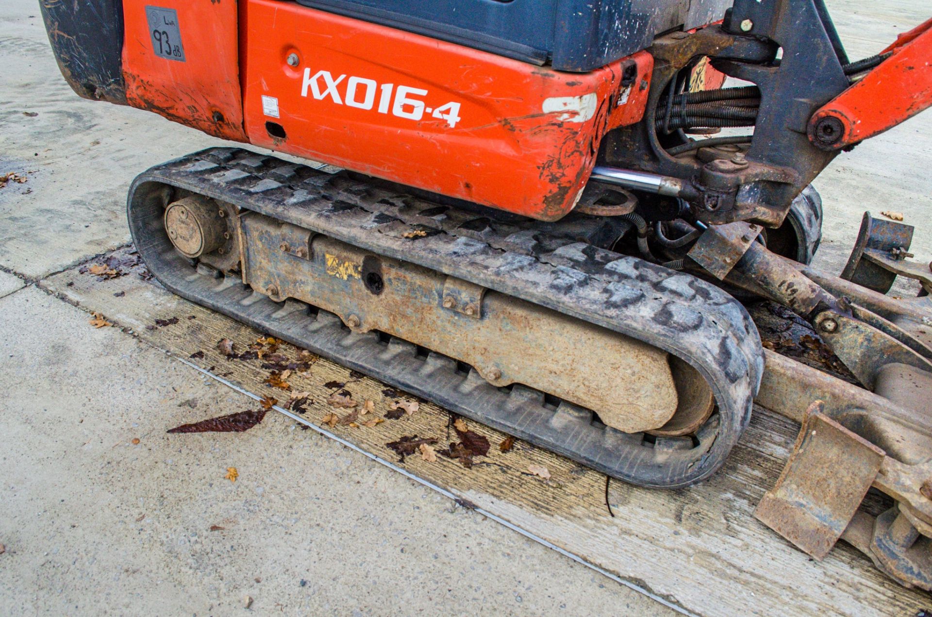 Kubota KX016-4 1.6 tonne rubber tracked mini excavator Year: 2014 S/N: 577998 Recorded Hours: 2026 - Image 10 of 18