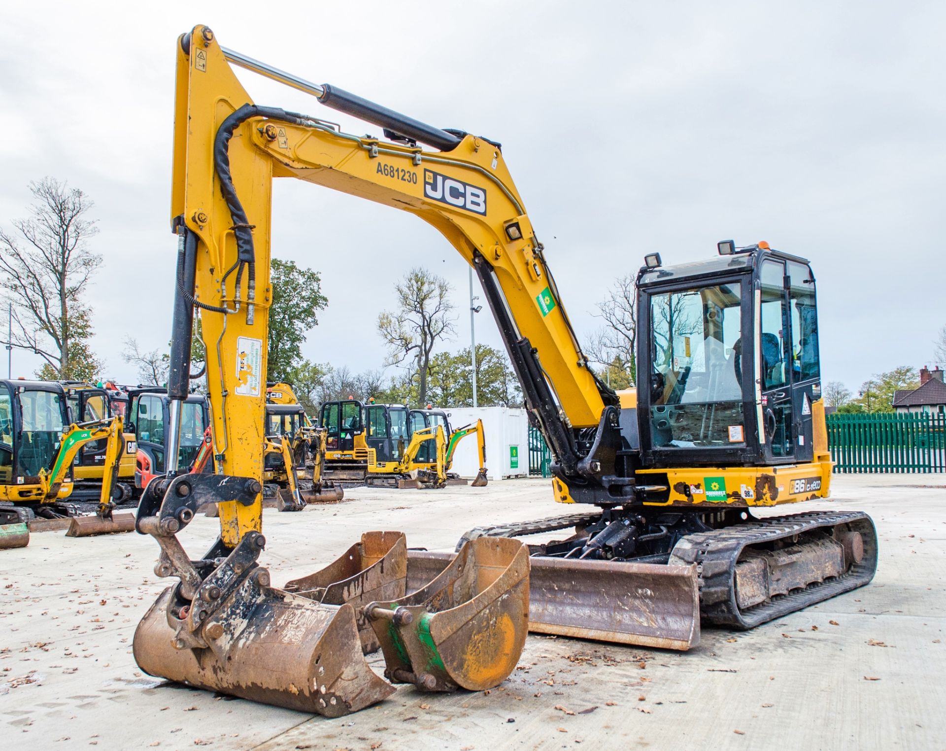 JCB 86C-1 Eco 8.5 tonne rubber tracked excavator Year: 2015 S/N: 2249996 Recorded Hours: 3694 blade,