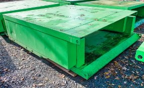 2.6 metre x 2.5 metre steel trench box