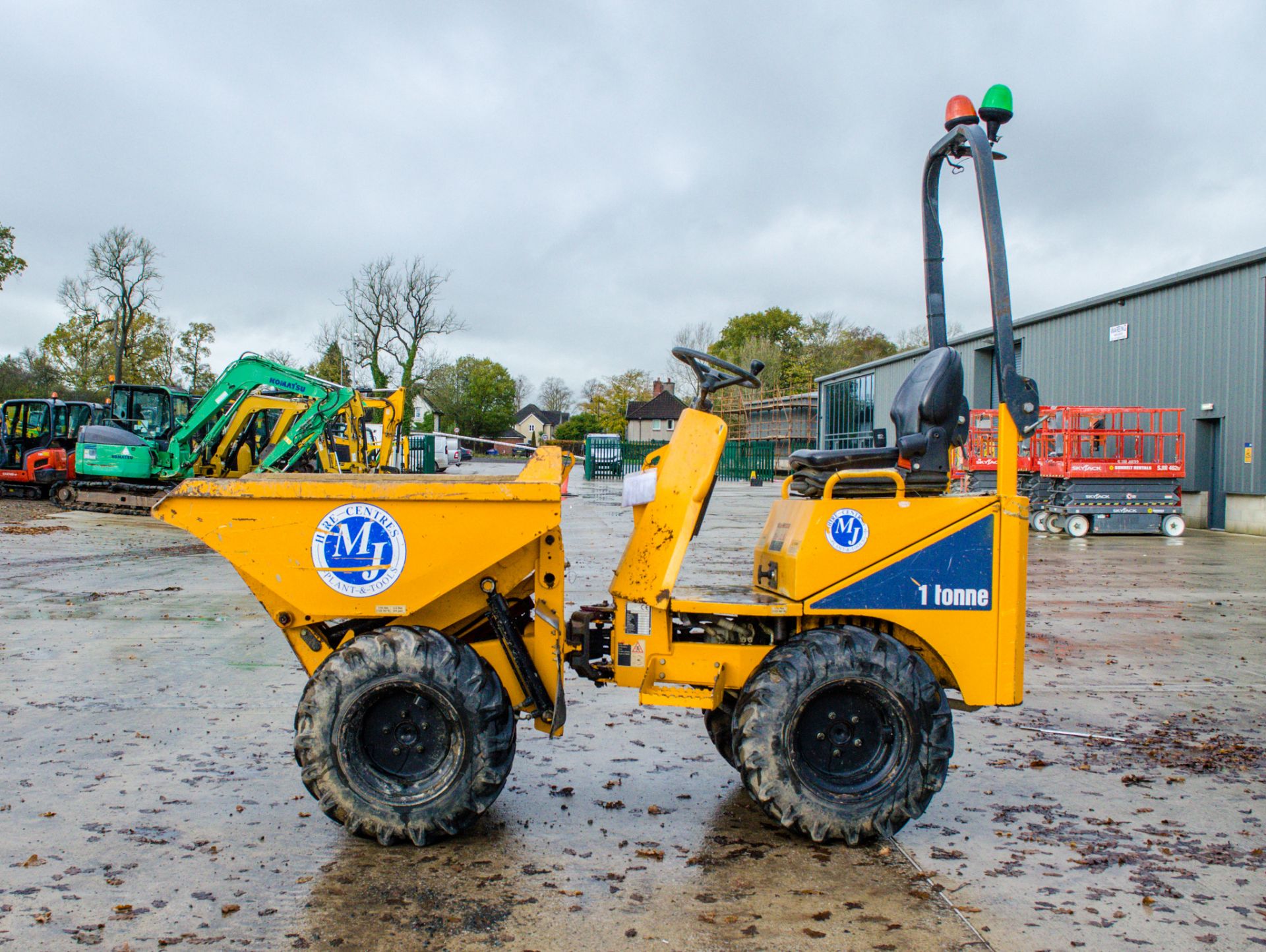 Thwaites 1 tonne hi-tip dumper Year: 2014 S/N: 17D778 Recorded Hours: 1212 3241543 - Image 7 of 21