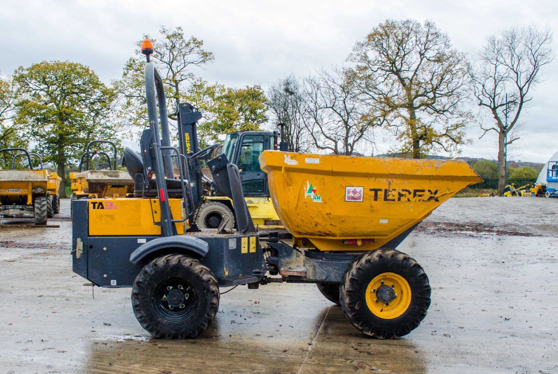 Terex TA3s 3 tonne swivel skip dumper Year: 2014 S/N: 5694 Recorded Hours: 1063 A635082 - Bild 7 aus 20