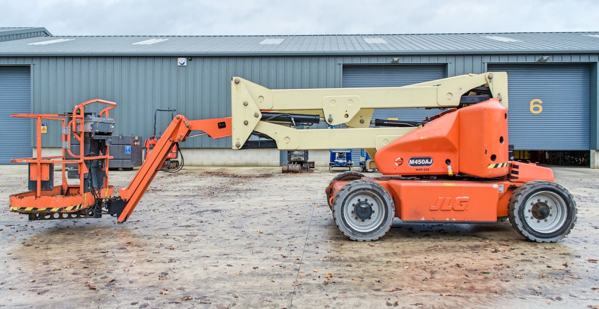 JLG M450AJ hybrid articulated boom lift Year: 2012 S/N: 156095 Recorded hours: 8 (Suspect clock - Image 8 of 17