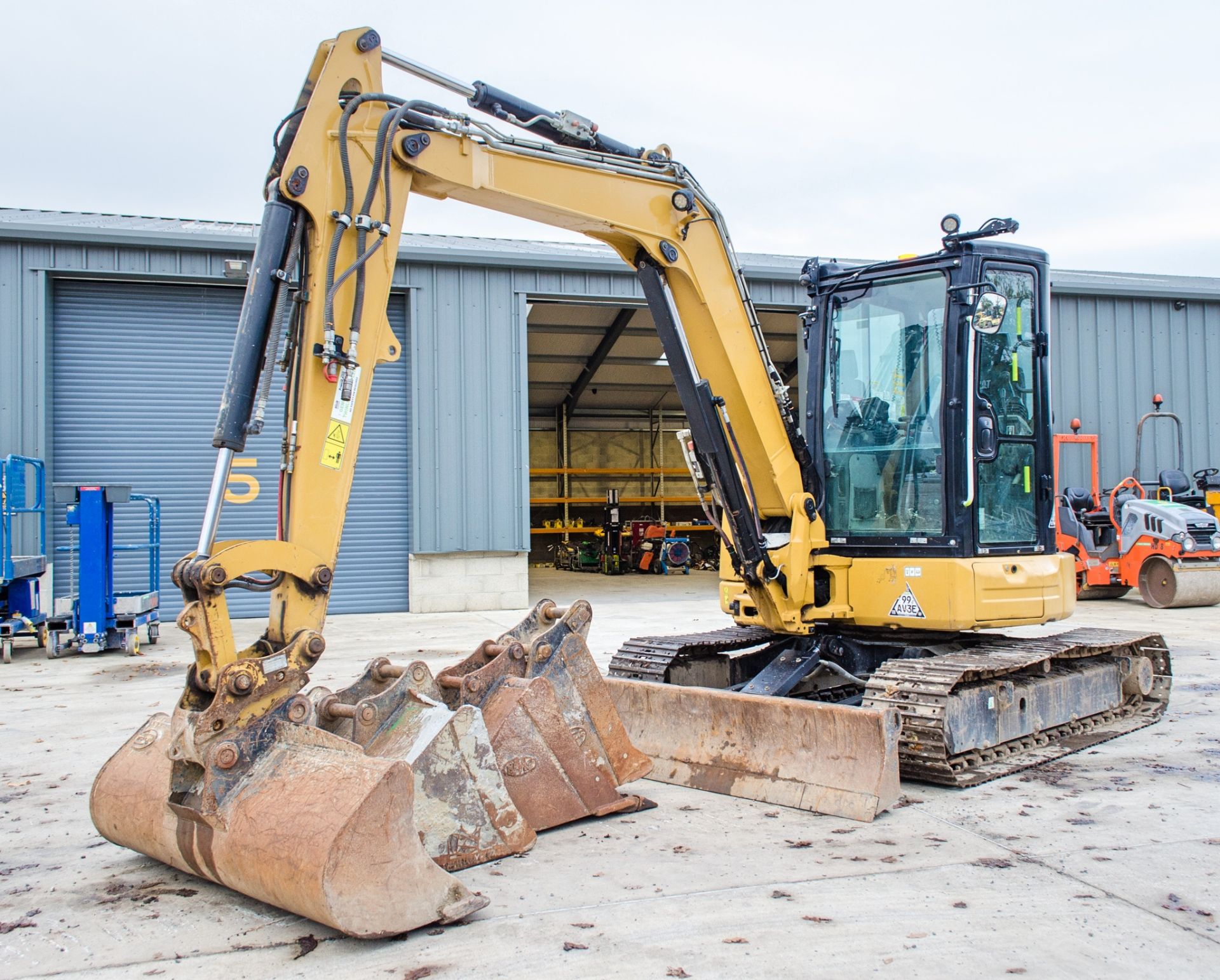 Caterpillar 305E-2 CR 5 tonne steel tracked excavator Year: 2018 S/N: EXH5M08542 Recorded Hours: