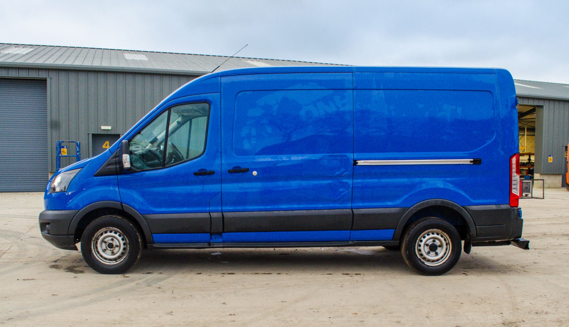 Ford Transit 350 FWD 2.0 TDCI 105 LWB medium roof panel van Registration Number: ST67 EXN Date of - Image 8 of 22