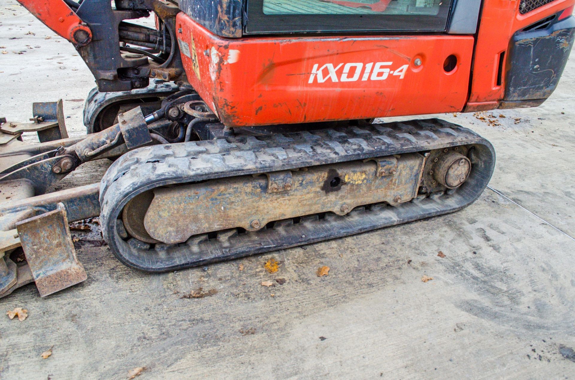 Kubota KX016-4 1.6 tonne rubber tracked mini excavator Year: 2014 S/N: 577998 Recorded Hours: 2026 - Image 9 of 18