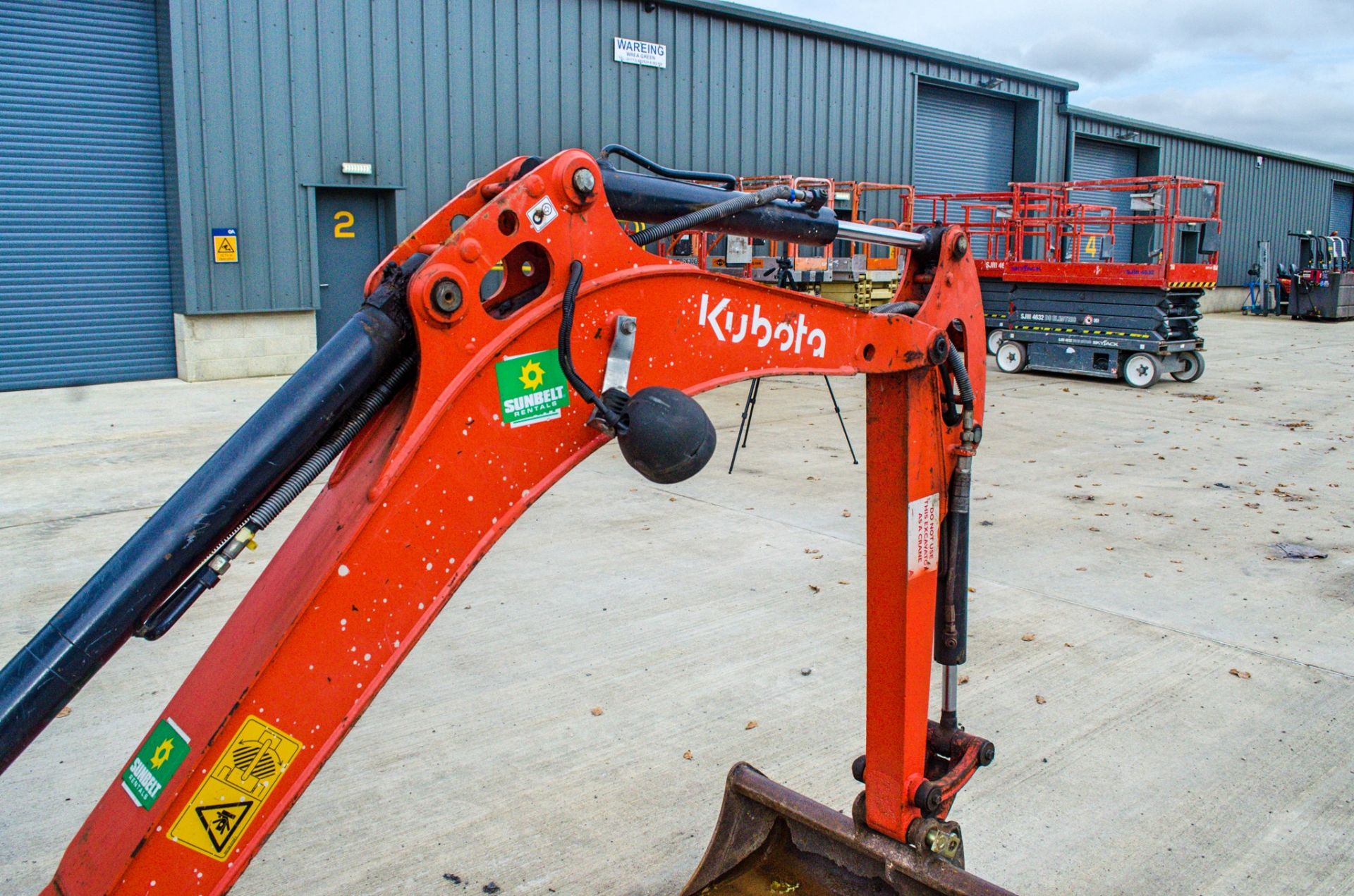 Kubota KX016-4 1.6 tonne rubber tracked mini excavator Year: 2014 S/N: 577998 Recorded Hours: 2026 - Image 11 of 18