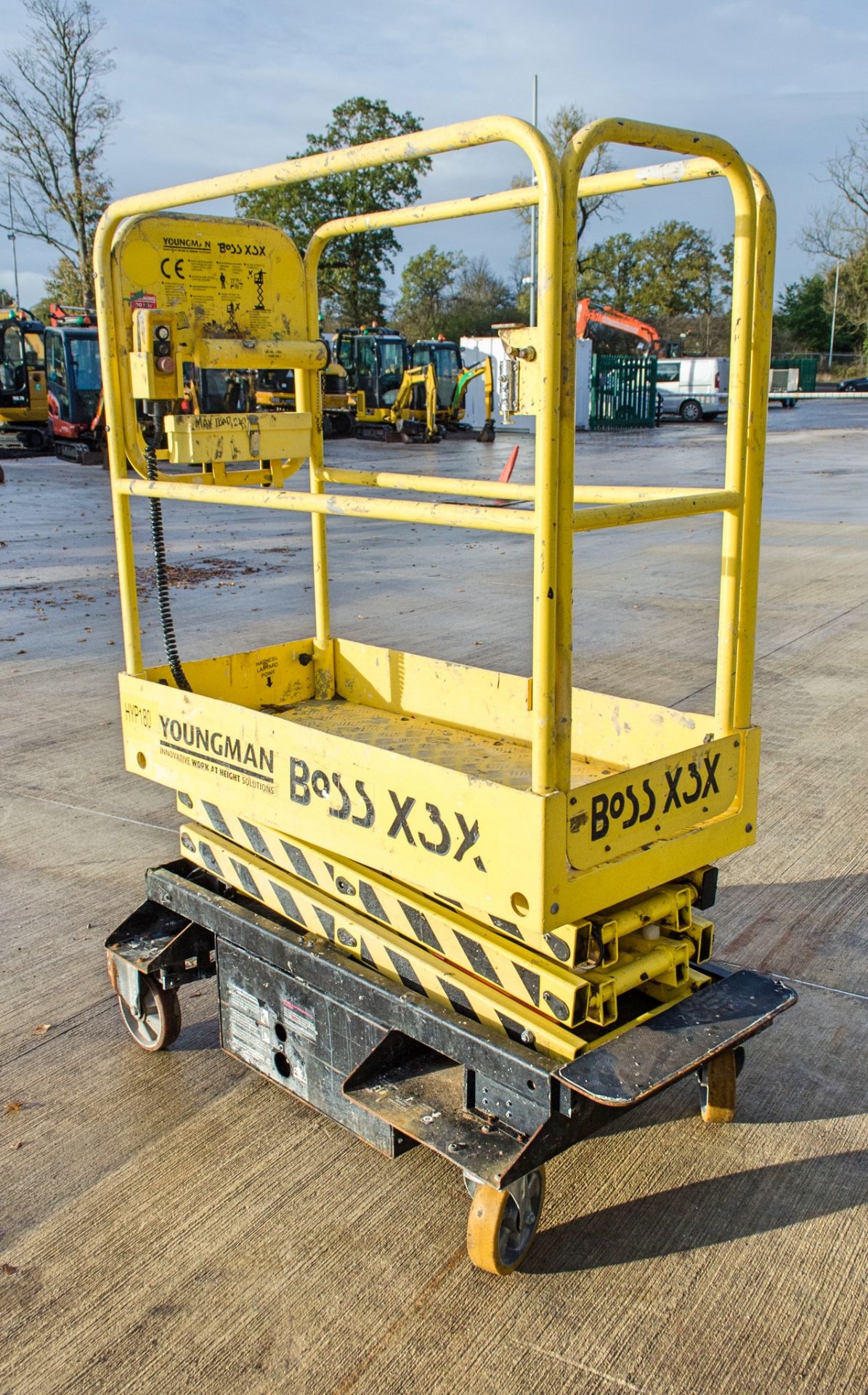 Youngman Boss X3X push around electric access platform Year: 2010 S/N: 31147 HYP180 - Image 4 of 8