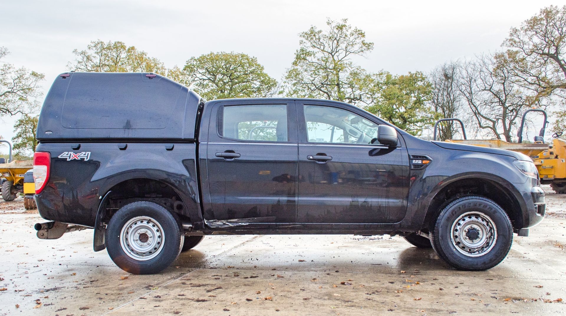 Ford Ranger 2.2 TDCI 160 XL double cab pick up (Ex MOD) VIN: 6FPPXXMJ2PHU42769 Date of Entry into - Image 8 of 33