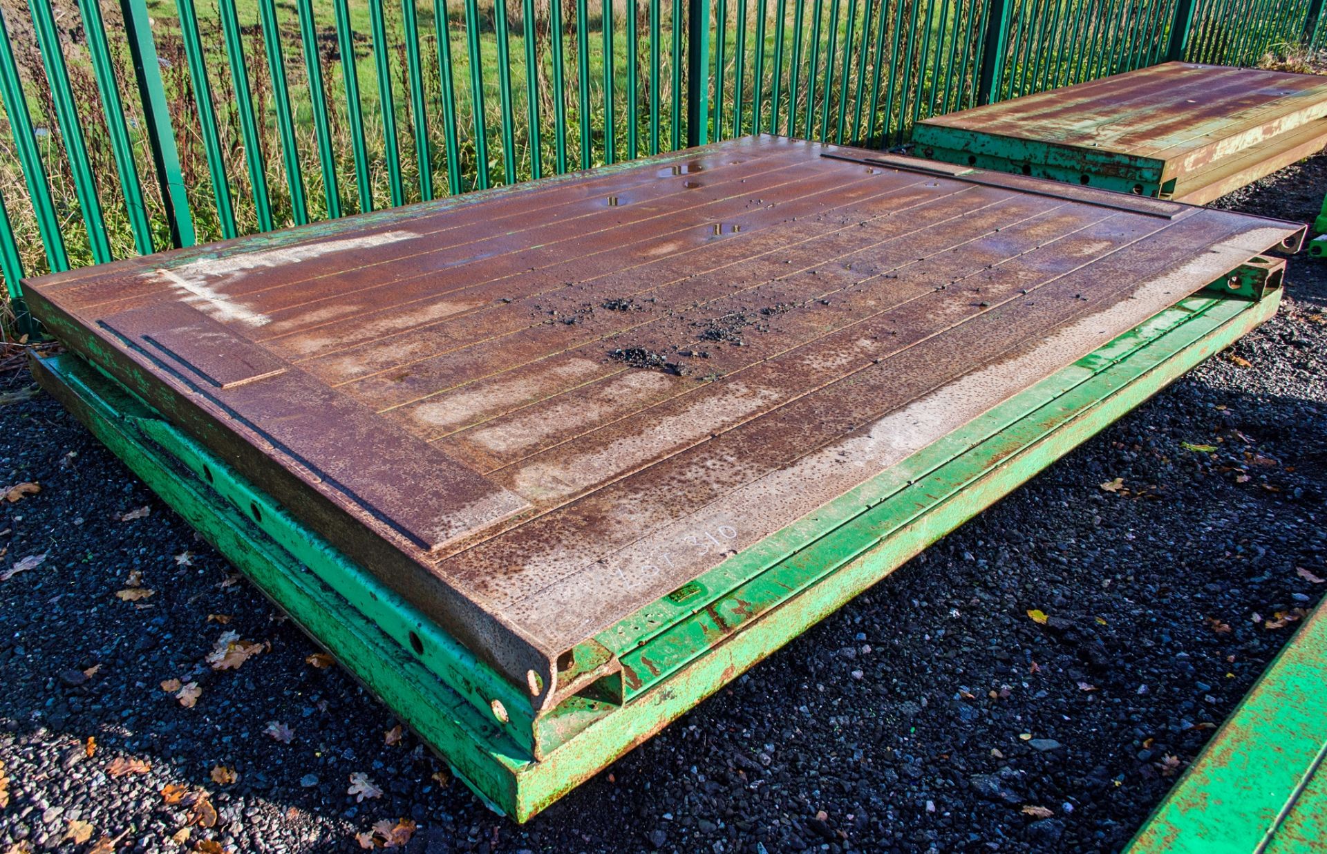 3.5 metre x 2.5 metre steel trench box