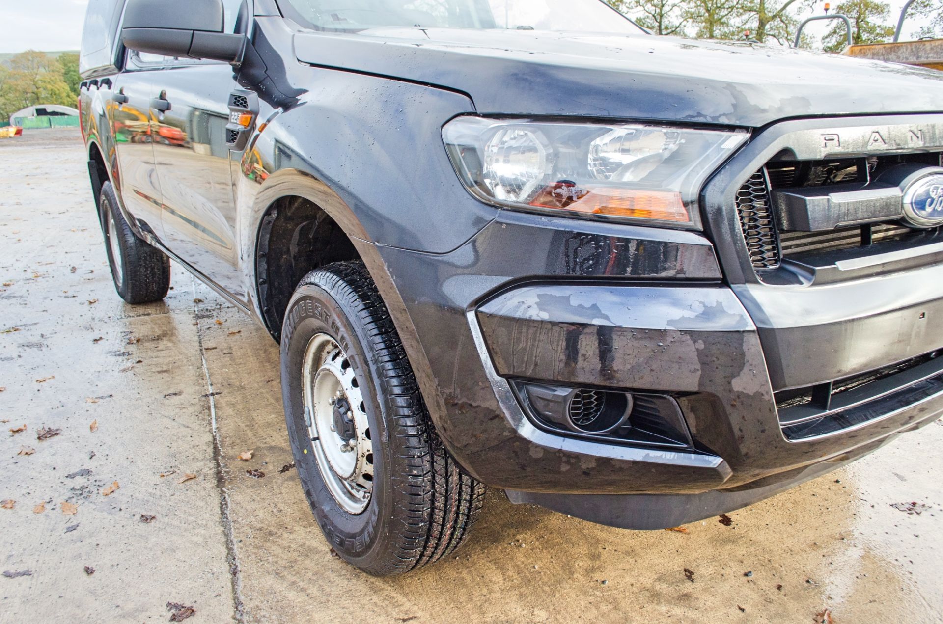 Ford Ranger 2.2 TDCI 160 XL double cab pick up (Ex MOD) VIN: 6FPPXXMJ2PHU42769 Date of Entry into - Image 9 of 33