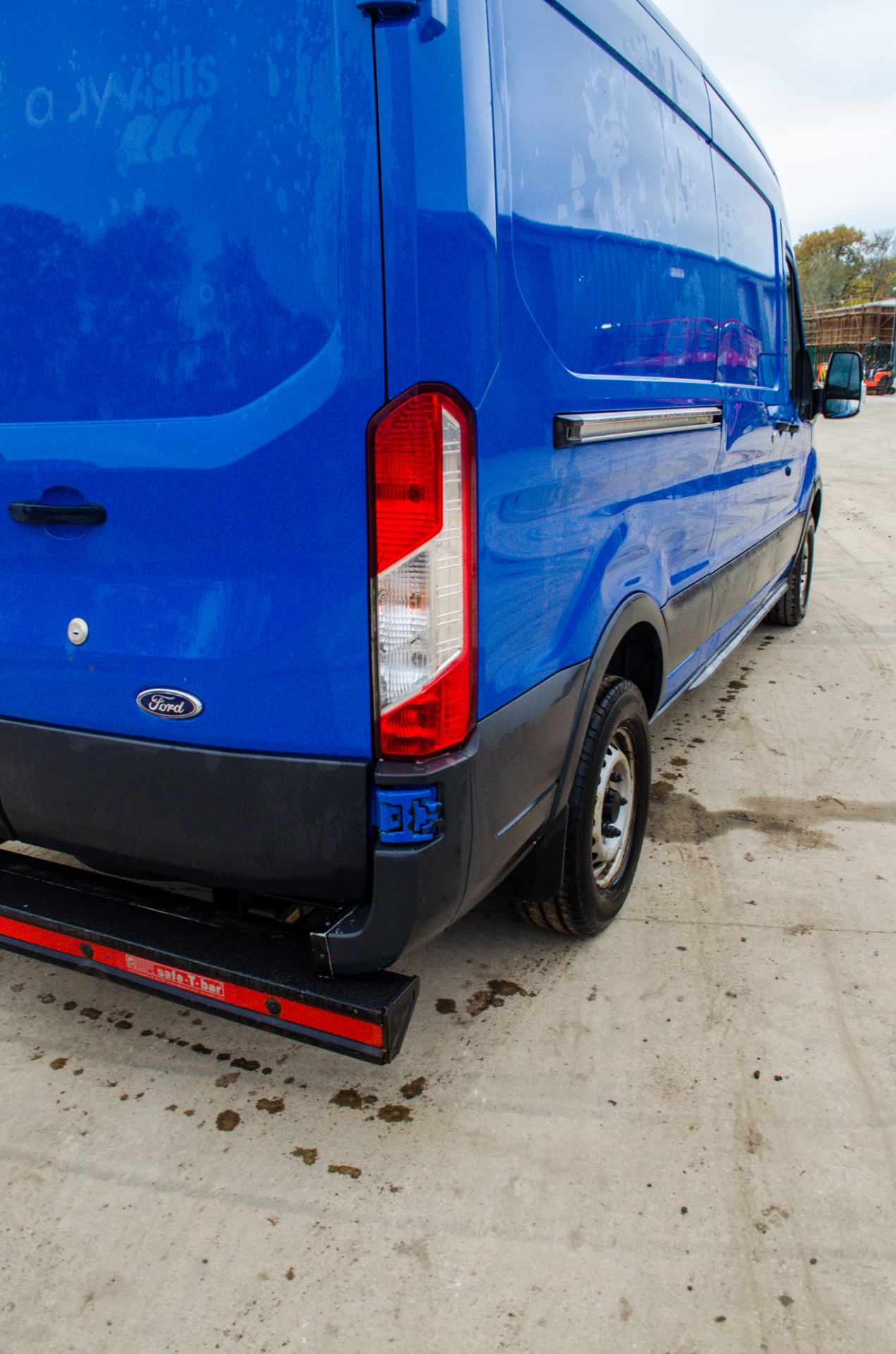 Ford Transit 350 FWD 2.0 TDCI 105 LWB medium roof panel van Registration Number: ST67 EXN Date of - Image 11 of 22