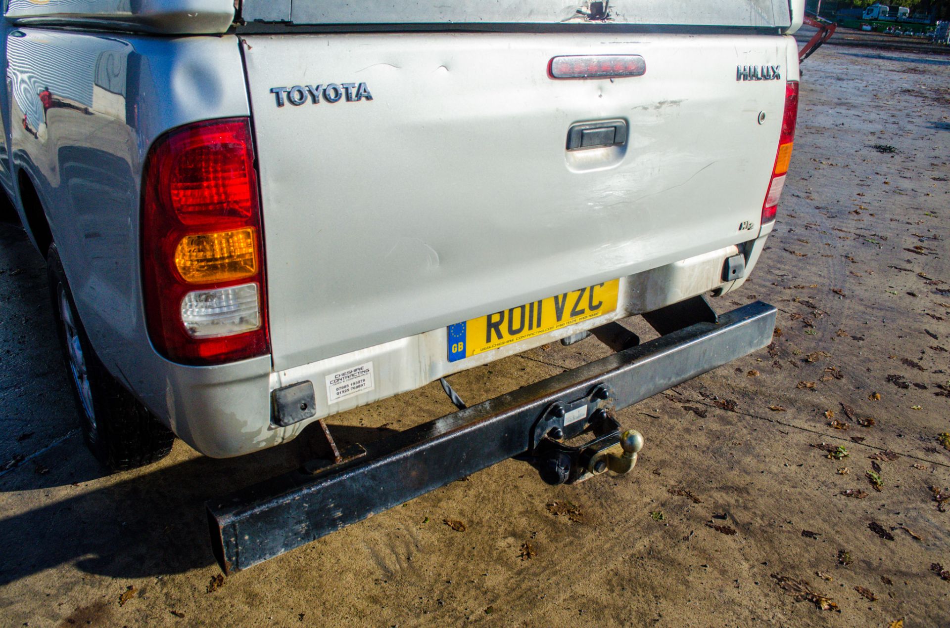 Toyota Hilux 2.5 D-4D 144 HL2 4wd double cab pick up Registration Number: R011 VZC Date of - Image 16 of 29