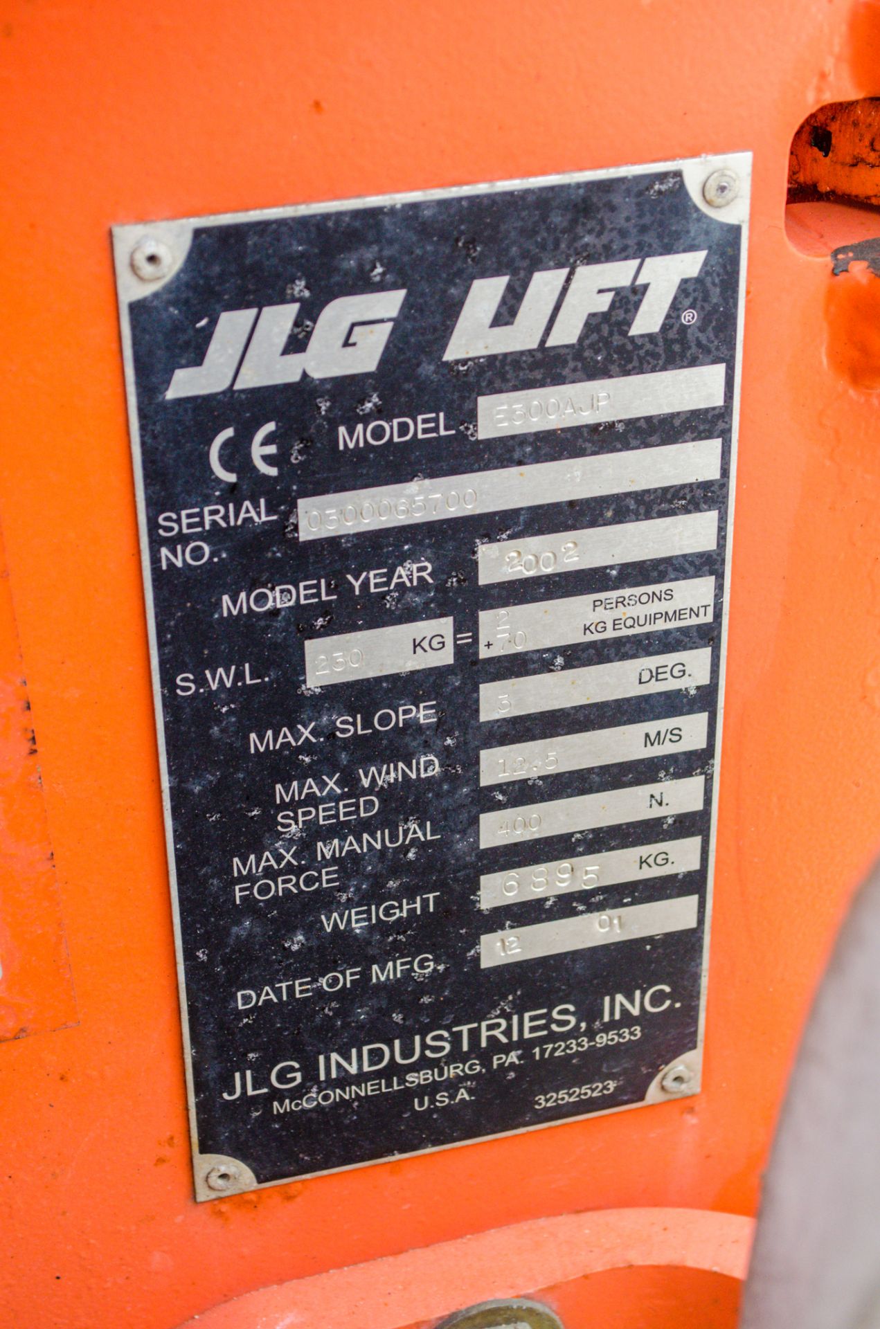 JLG 300AJP battery operated 30ft articulated boom lift Year: 2001 S/N: 0065700 Recorded hours: 663 - Image 16 of 16