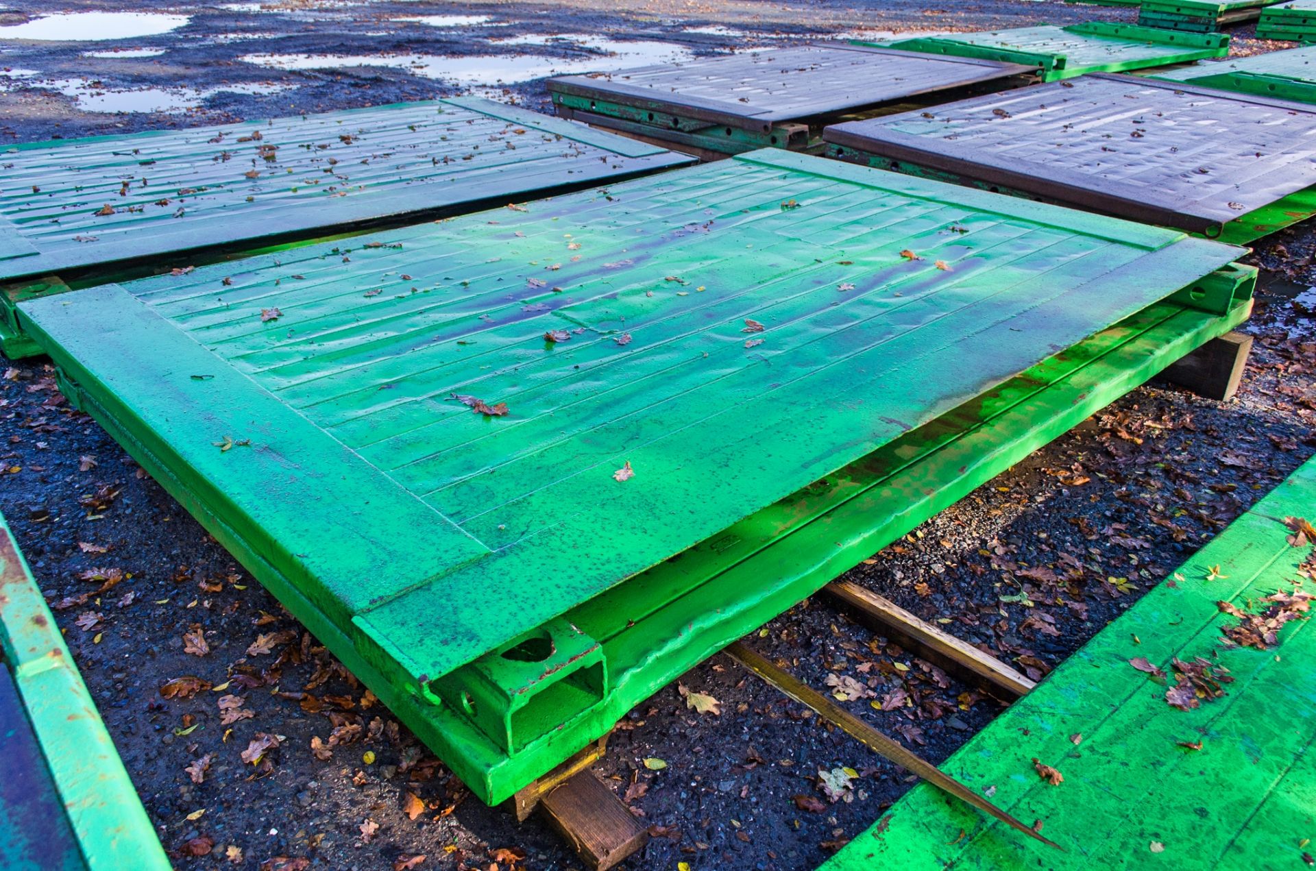 3 metre x 2 metre steel trench box - Image 2 of 2