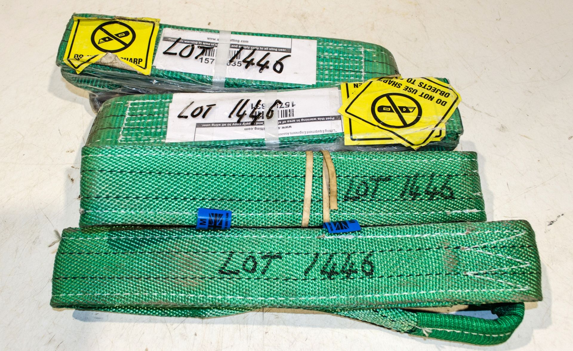 4 - 2 tonne x 1 metre webbing lifting slings ** New and unused **