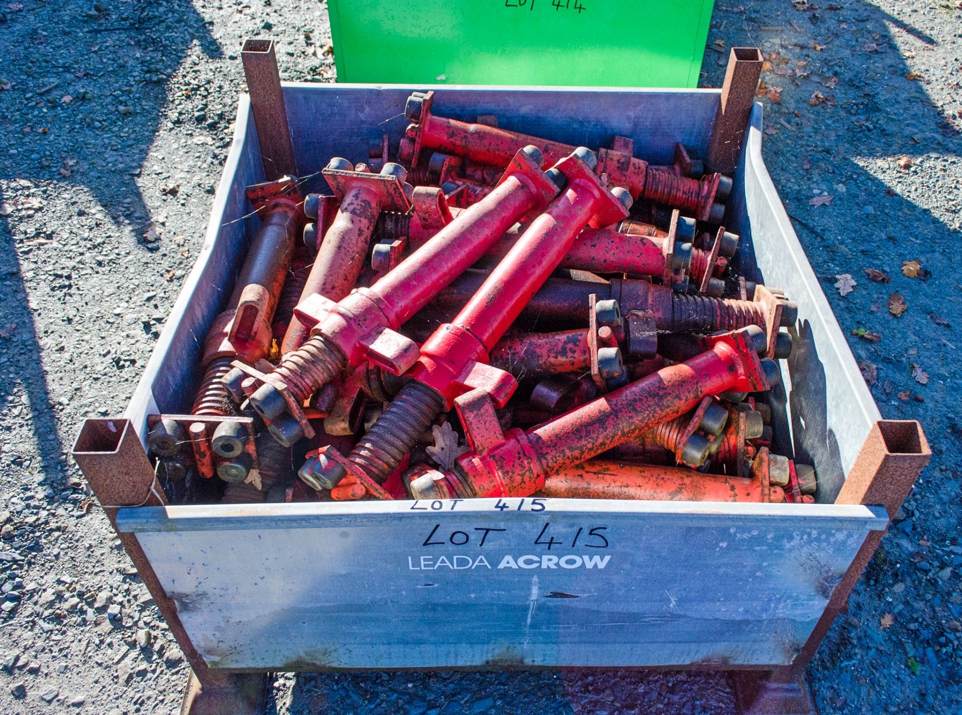 Stillage of Type 'B' spindles