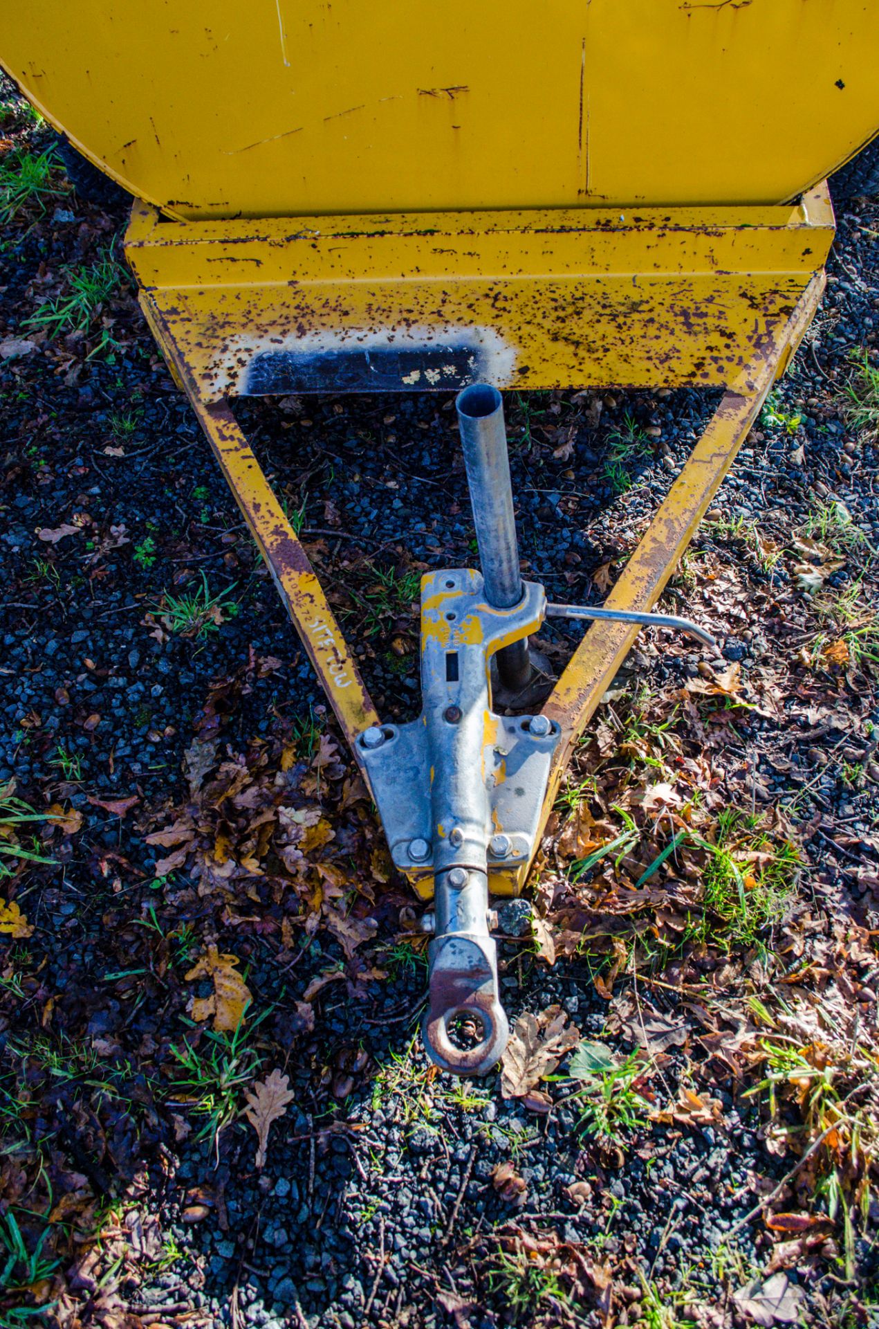 Trailer Engineering 500 gallon site tow bunded fuel bowser c/w hand pump, delivery hose and - Image 5 of 5