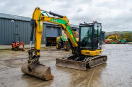 JCB 55z-1 5.5 tonne rubber tracked excavator Year: 2017 S/N: 1924832 Recorded Hours: 2424 piped,