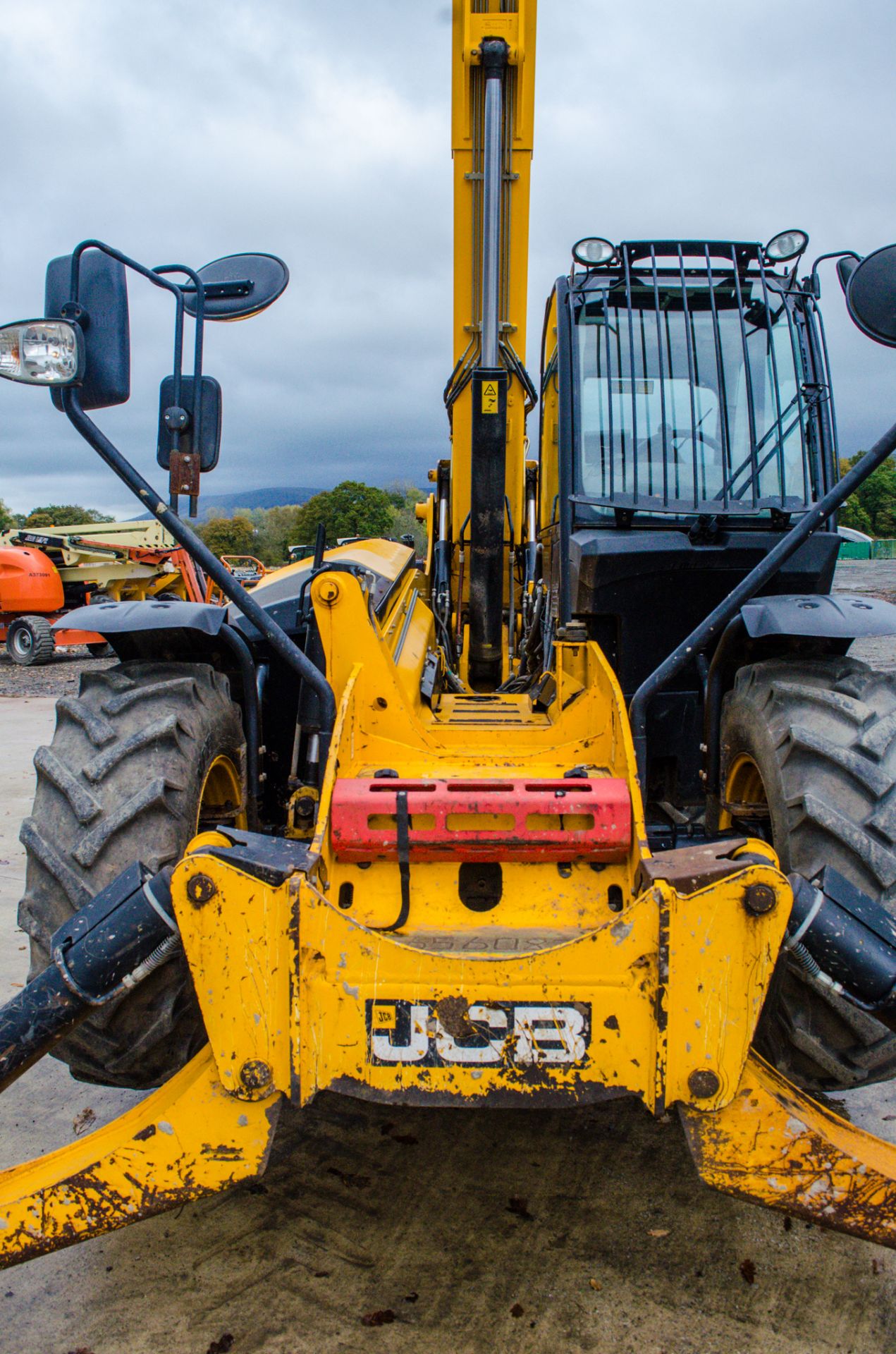 JCB 540-170 17 metre telescopic handler Year: 2014 S/N: 2342096 Recorded Hours: 4066 c/w front and - Image 16 of 23