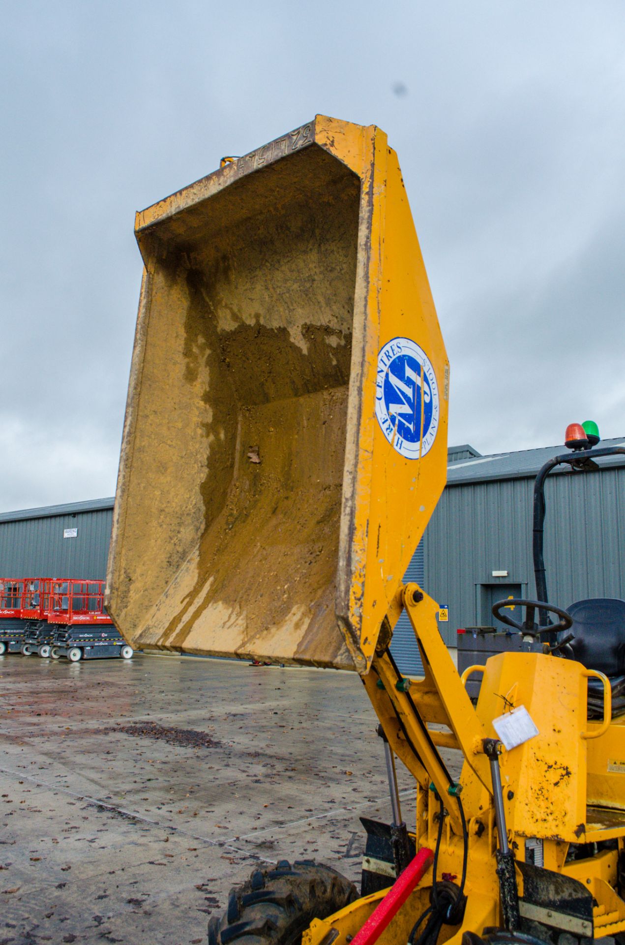 Thwaites 1 tonne hi-tip dumper Year: 2014 S/N: 17D778 Recorded Hours: 1212 3241543 - Image 14 of 21