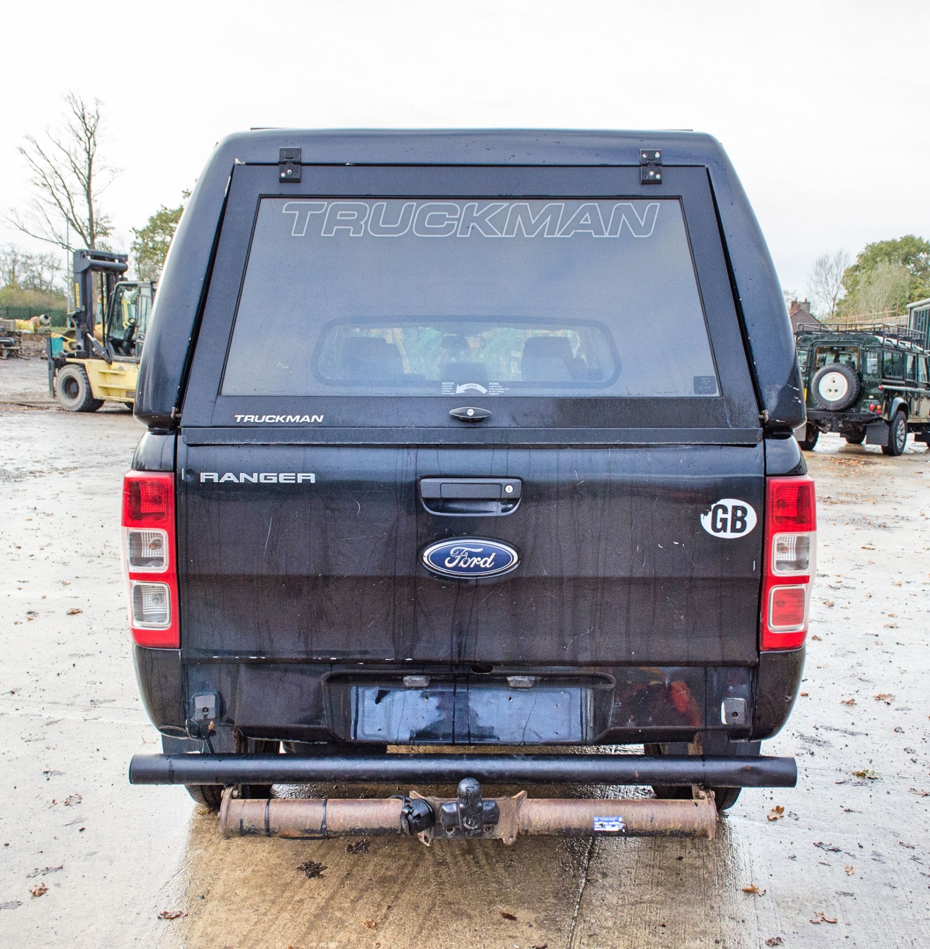 Ford Ranger 2.2 TDCI 160 XL double cab pick up (Ex MOD) VIN: 6FPPXXMJ2PHU42769 Date of Entry into - Image 6 of 33