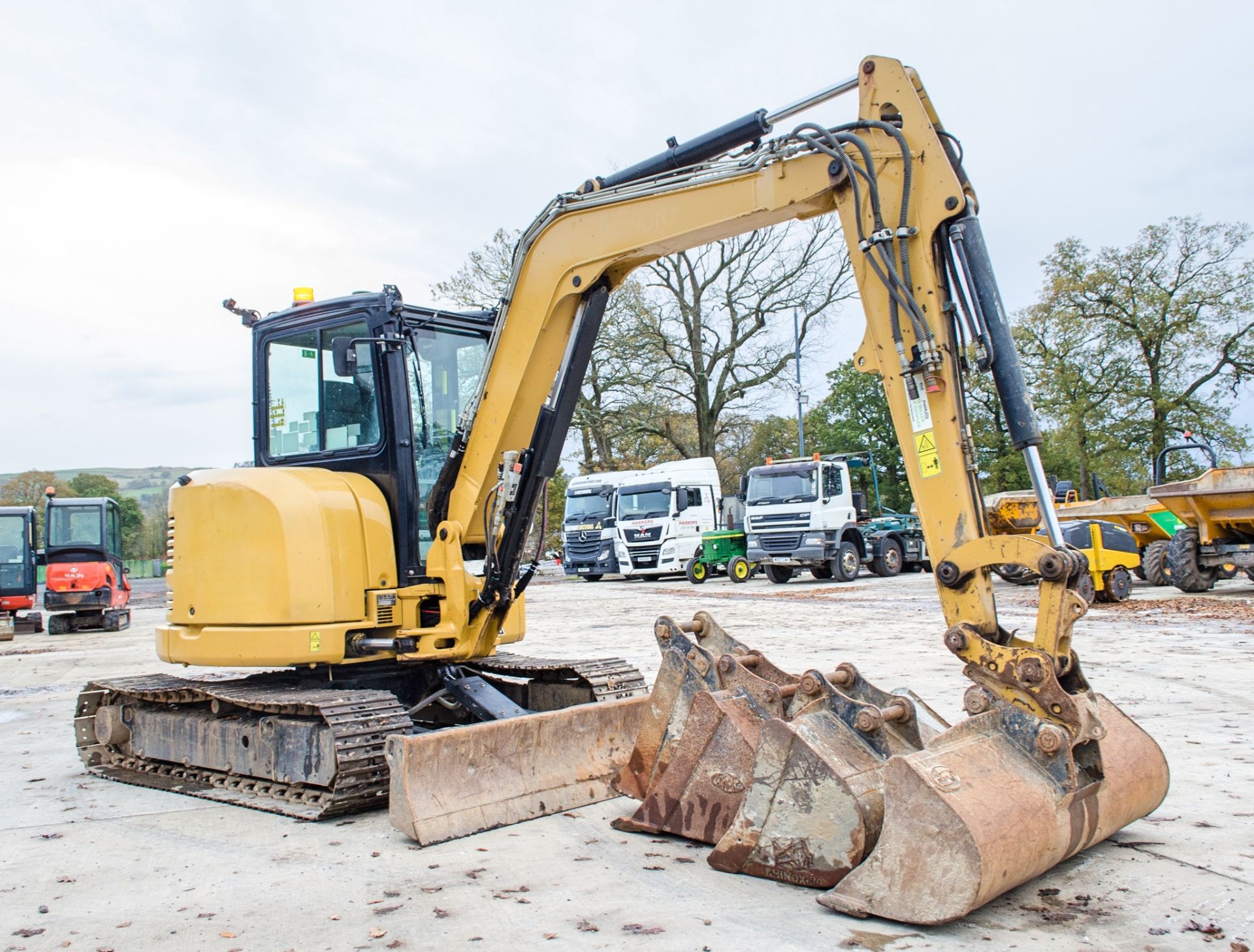 Caterpillar 305E-2 CR 5 tonne steel tracked excavator Year: 2018 S/N: EXH5M08542 Recorded Hours: - Image 2 of 23