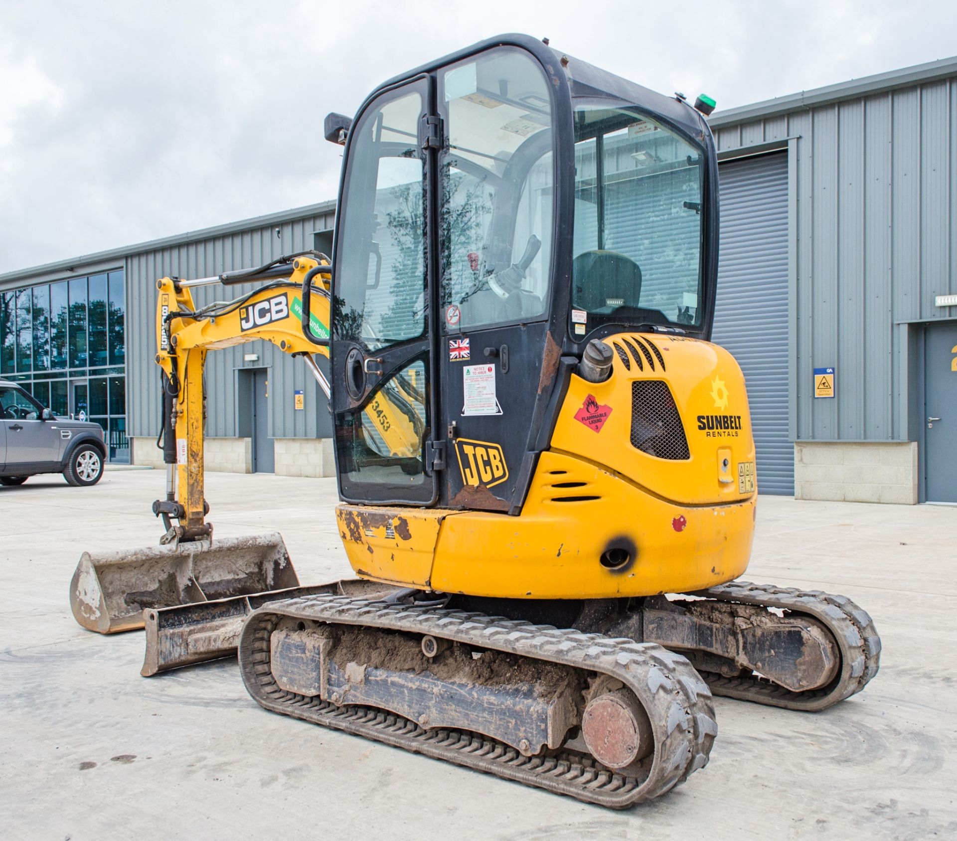 JCB 8025 ZTS 2.5 tonne zero tail swing rubber tracked mini excavator Year: 2013 S/N: 2226194 - Image 3 of 20