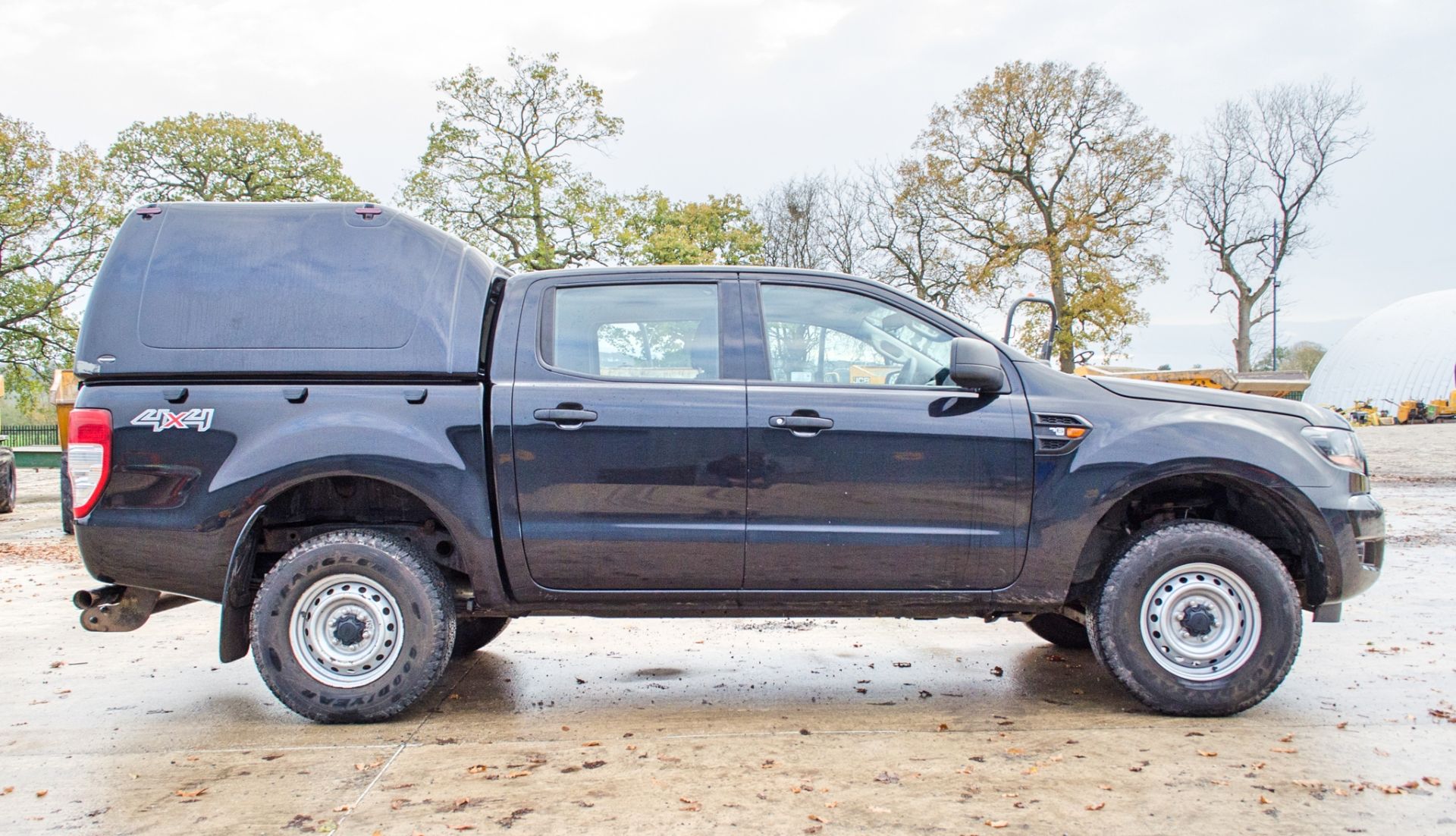 Ford Ranger 2.2 TDCI 160 XL double cab pick up (Ex MOD) VIN: 6FPPXXMJ2PHU42742 Date of Entry into - Image 8 of 32