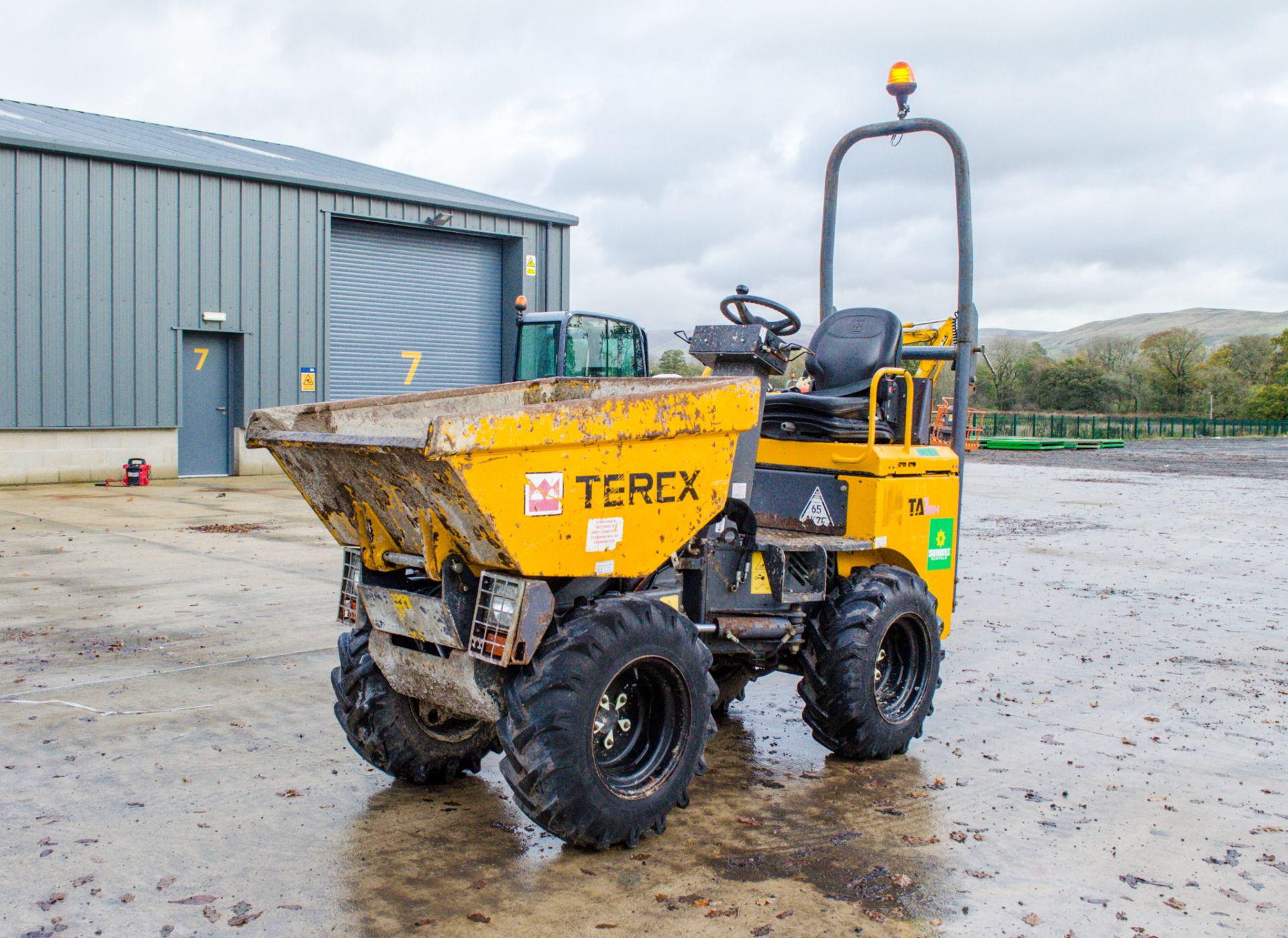 Terex TA1EH 1 tonne hi-tip dumper Year: 2014 S/N: 2064 Recorded Hours: 1213 A641656