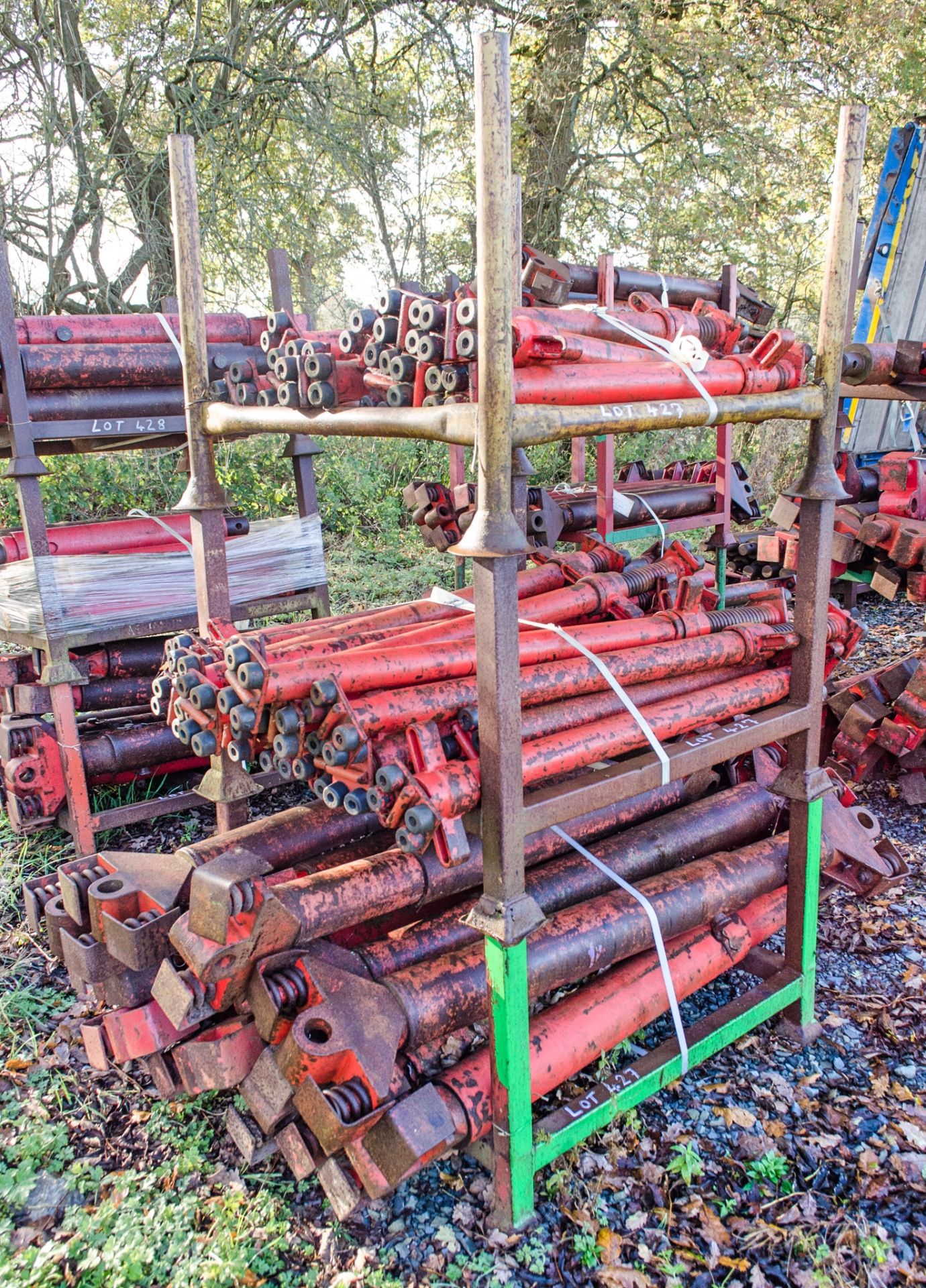 3 - stillage's of sprung trench box struts & spindles