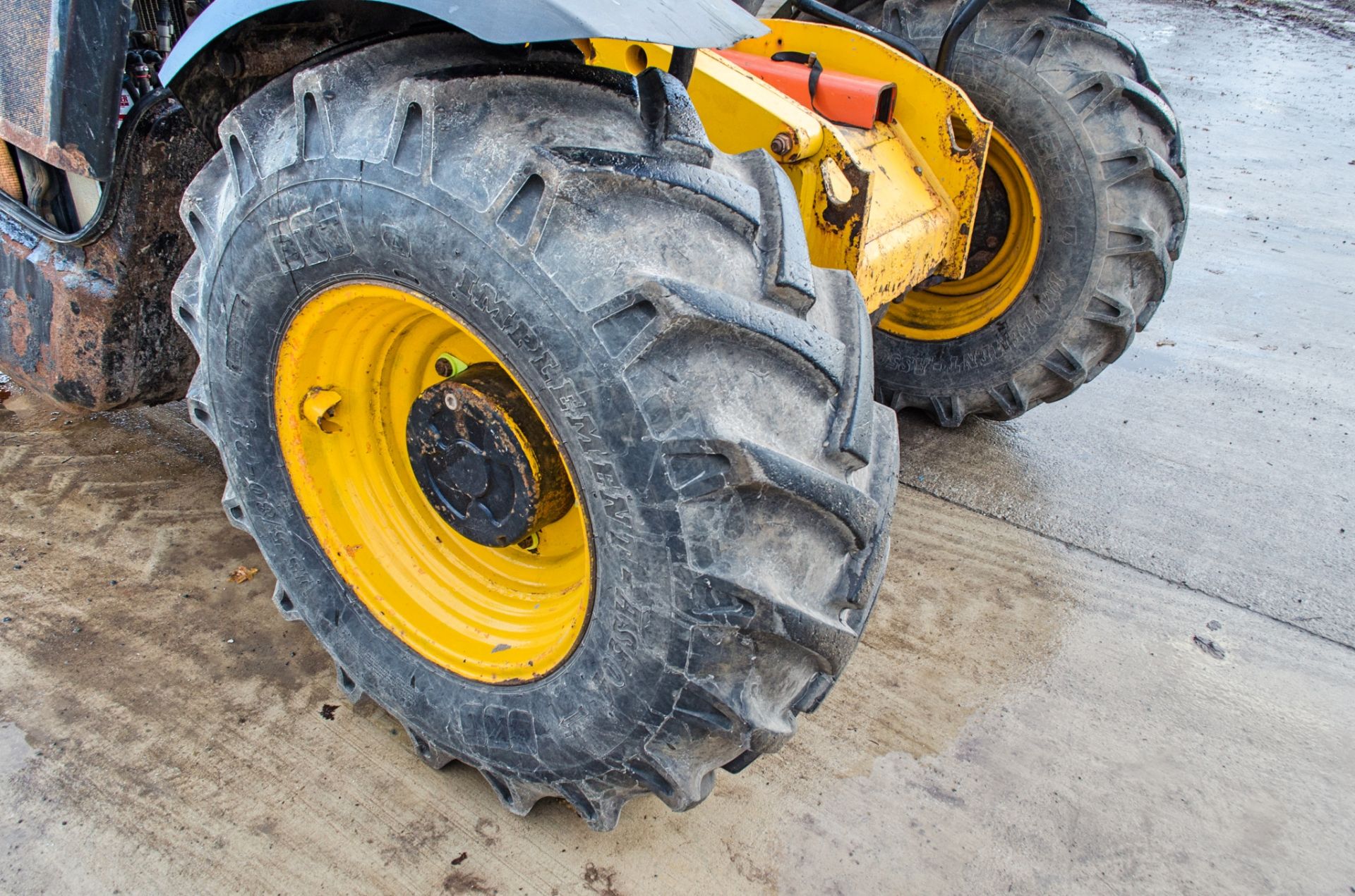 JCB 535-95 9.5 metre telescopic handler Year: 2015 S/N: 2349642 Recorded Hours: 1807 A677468 ** - Image 17 of 26